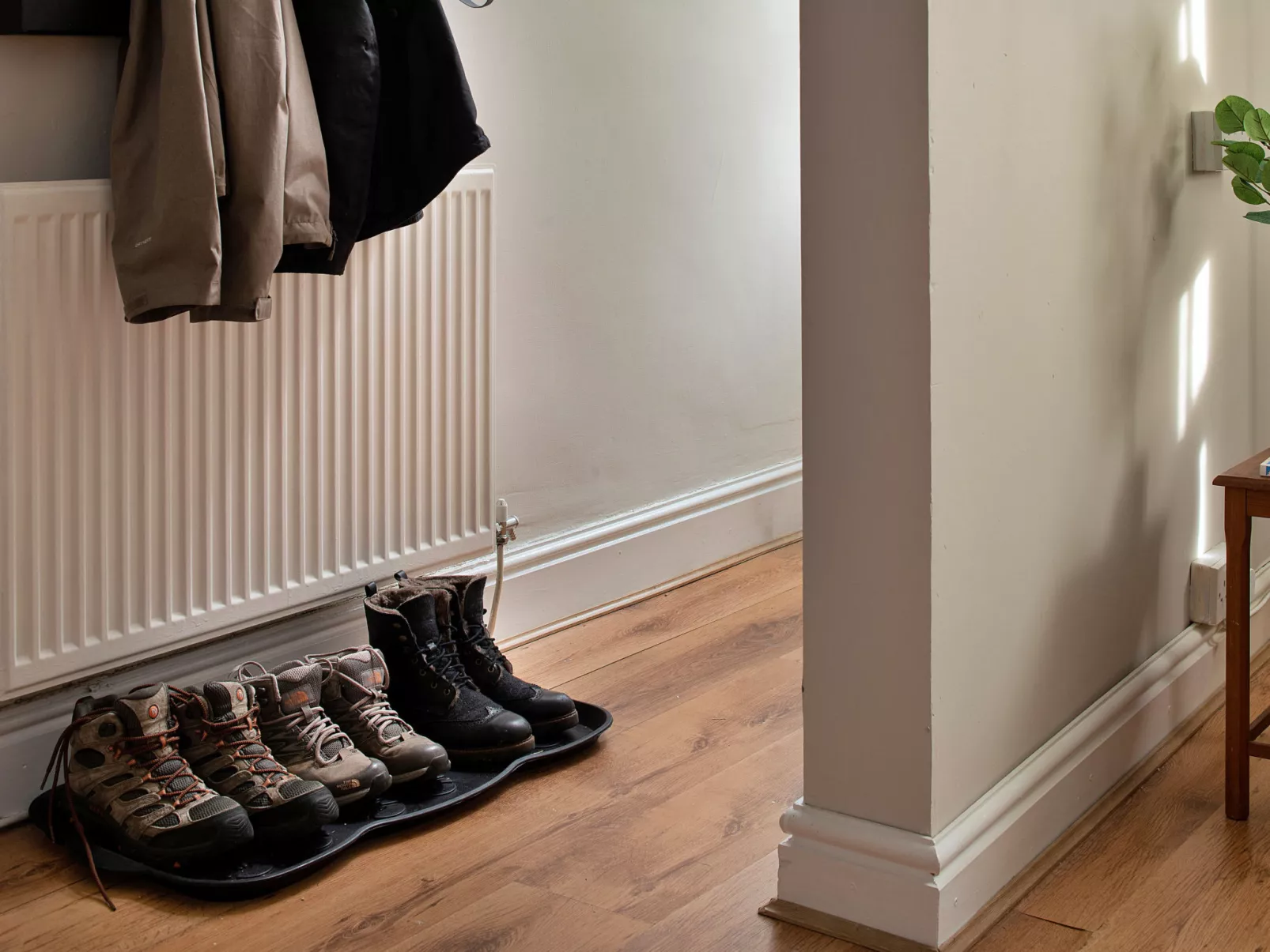 Bwthyn Llechi (Slate Cottage)-Binnen