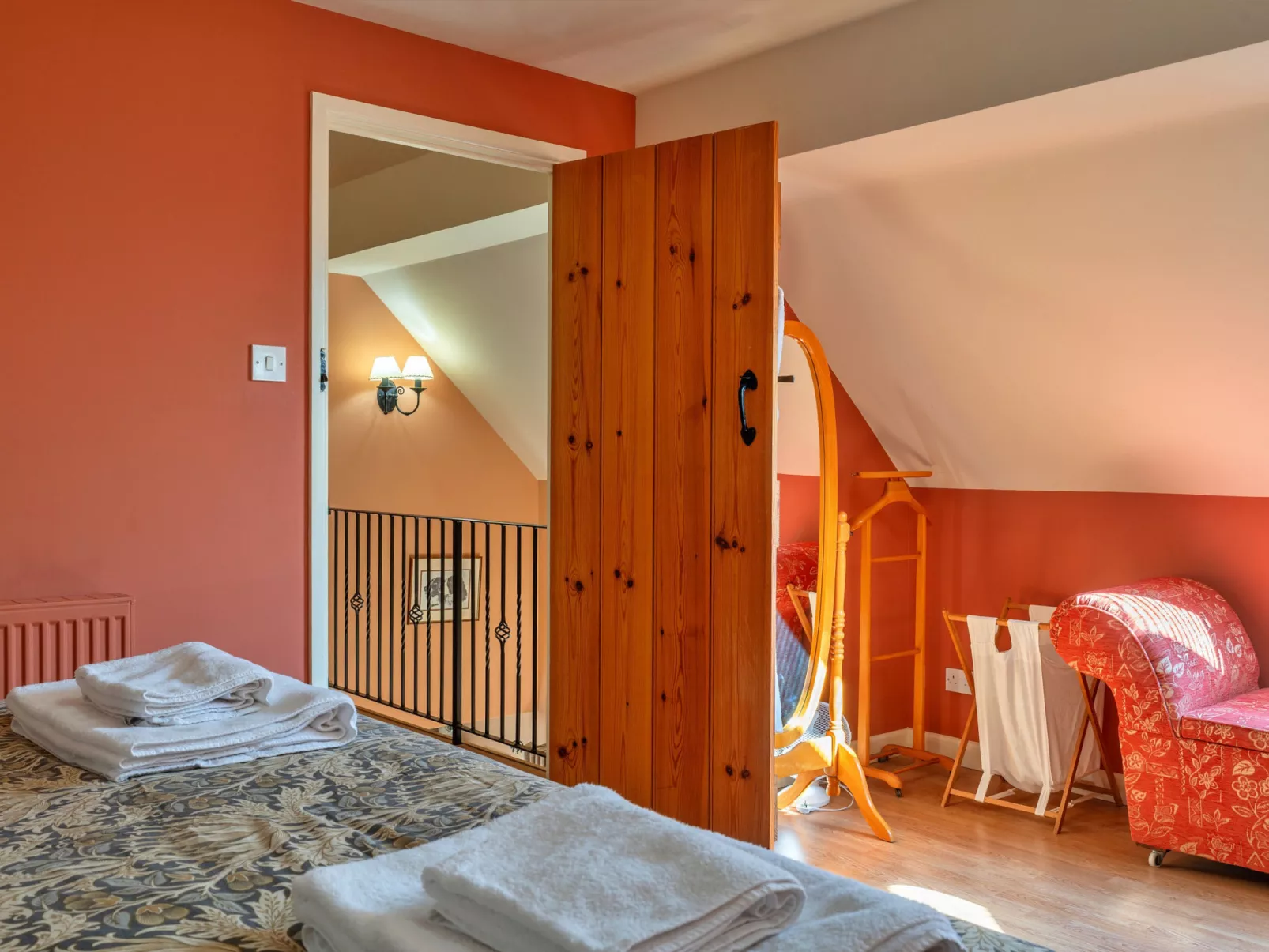 Cherry Tree Cottage-Binnen