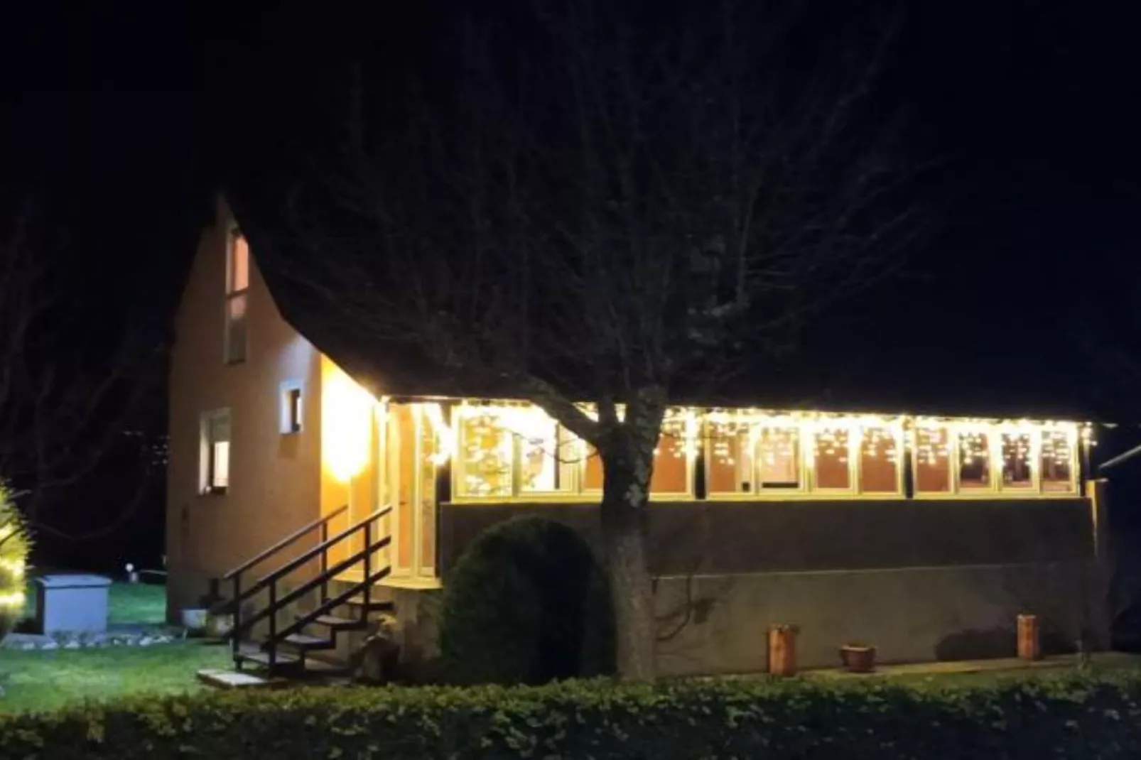 Holiday Apartment Vuković - Three Bedroom Holiday Home With Terrace