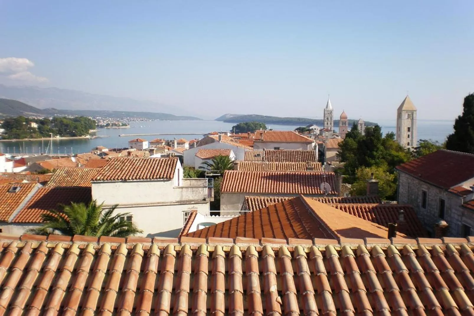 Rab Diving Mirko - One Bedroom Apartment with Sea View (4) - Buitenlucht