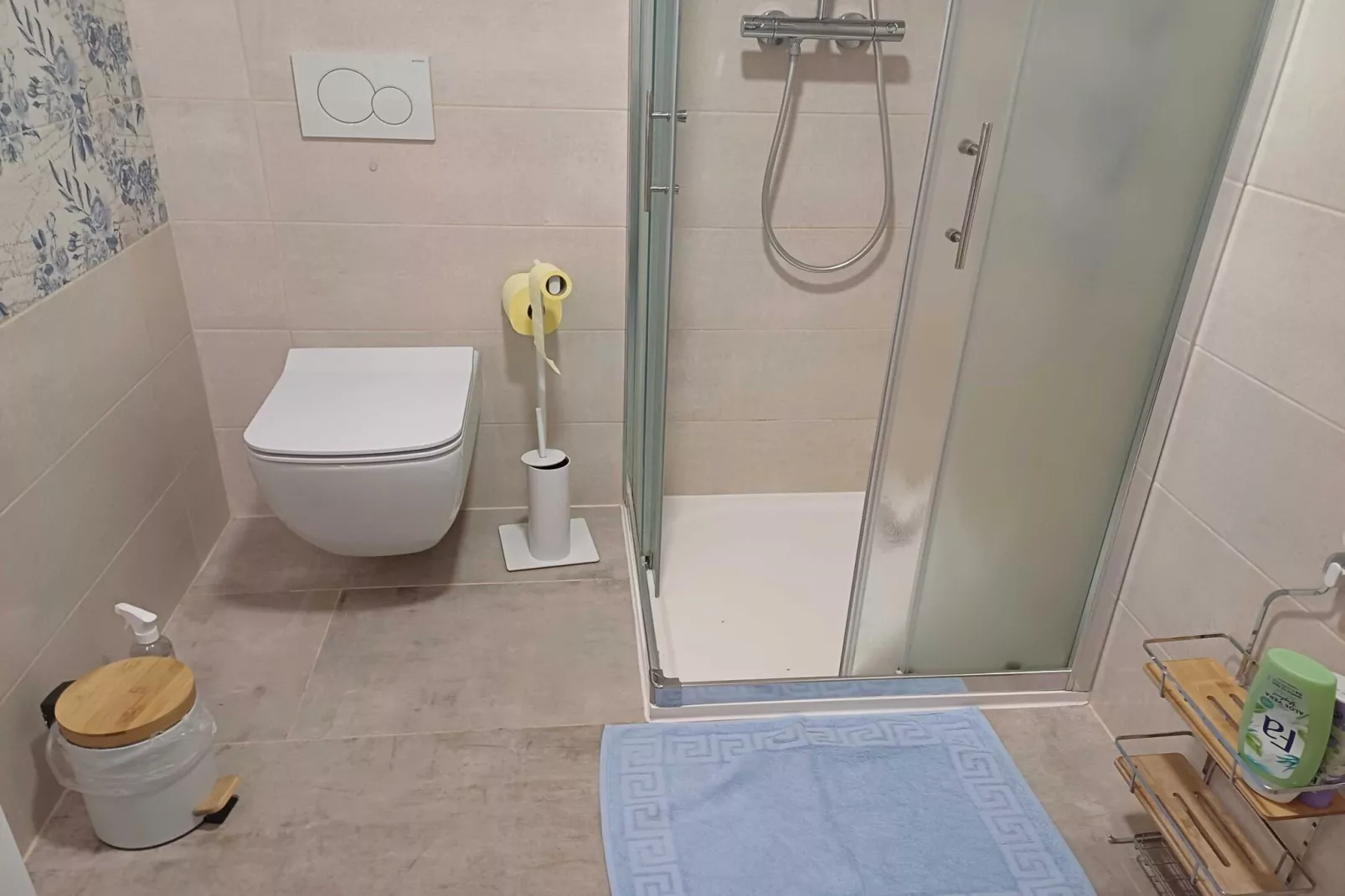 Mountain Vibrant and Timeless Apartment with Sauna - Studio Apartment with Terrace-Badkamer