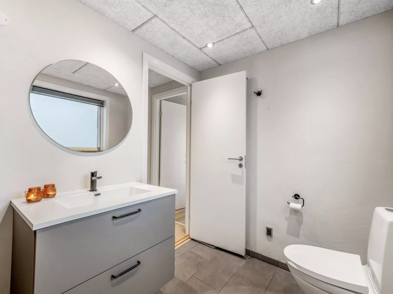 "Naia" - 300m to the fjord-Binnen