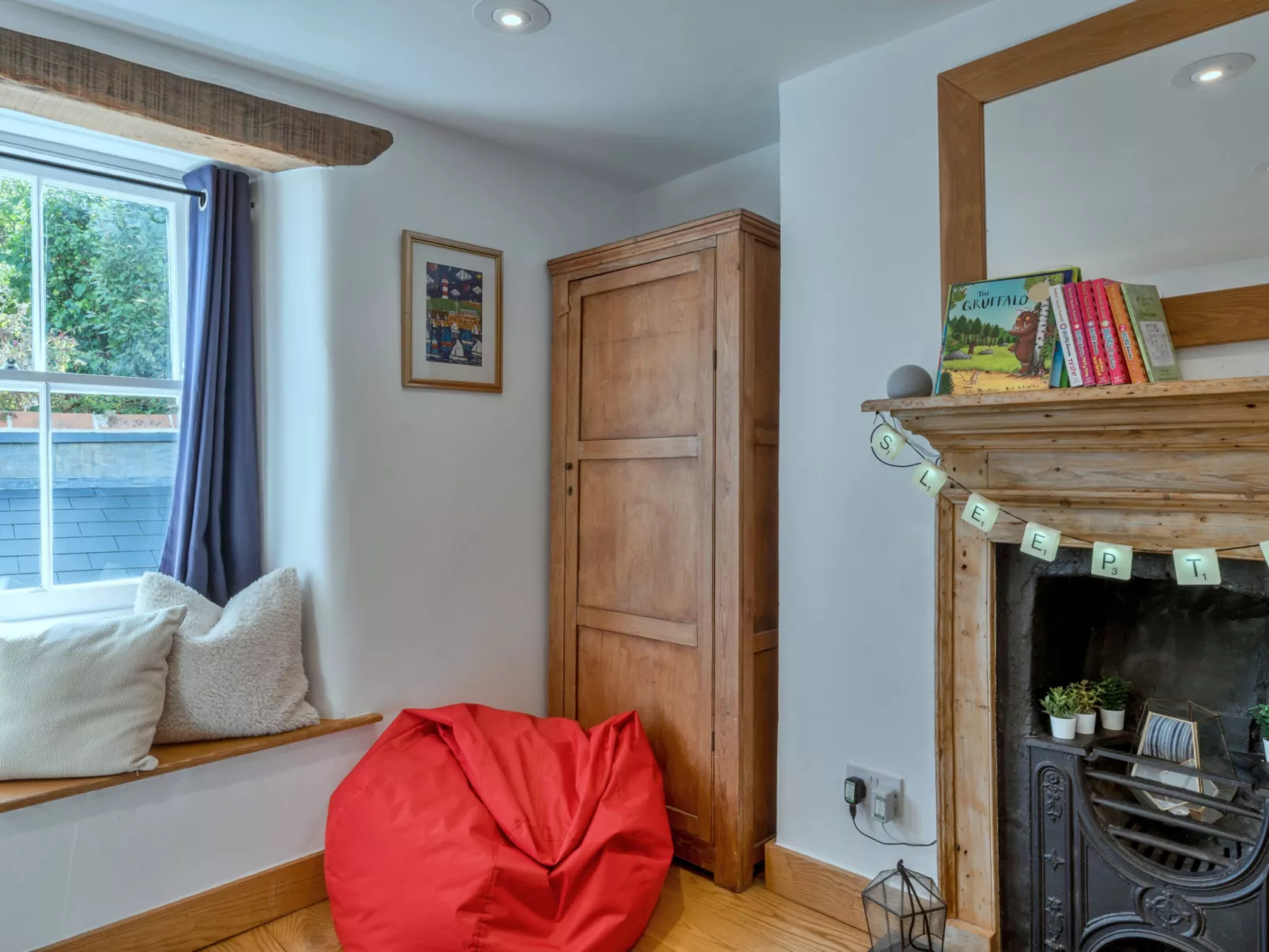 Cawsand Cottage-Binnen