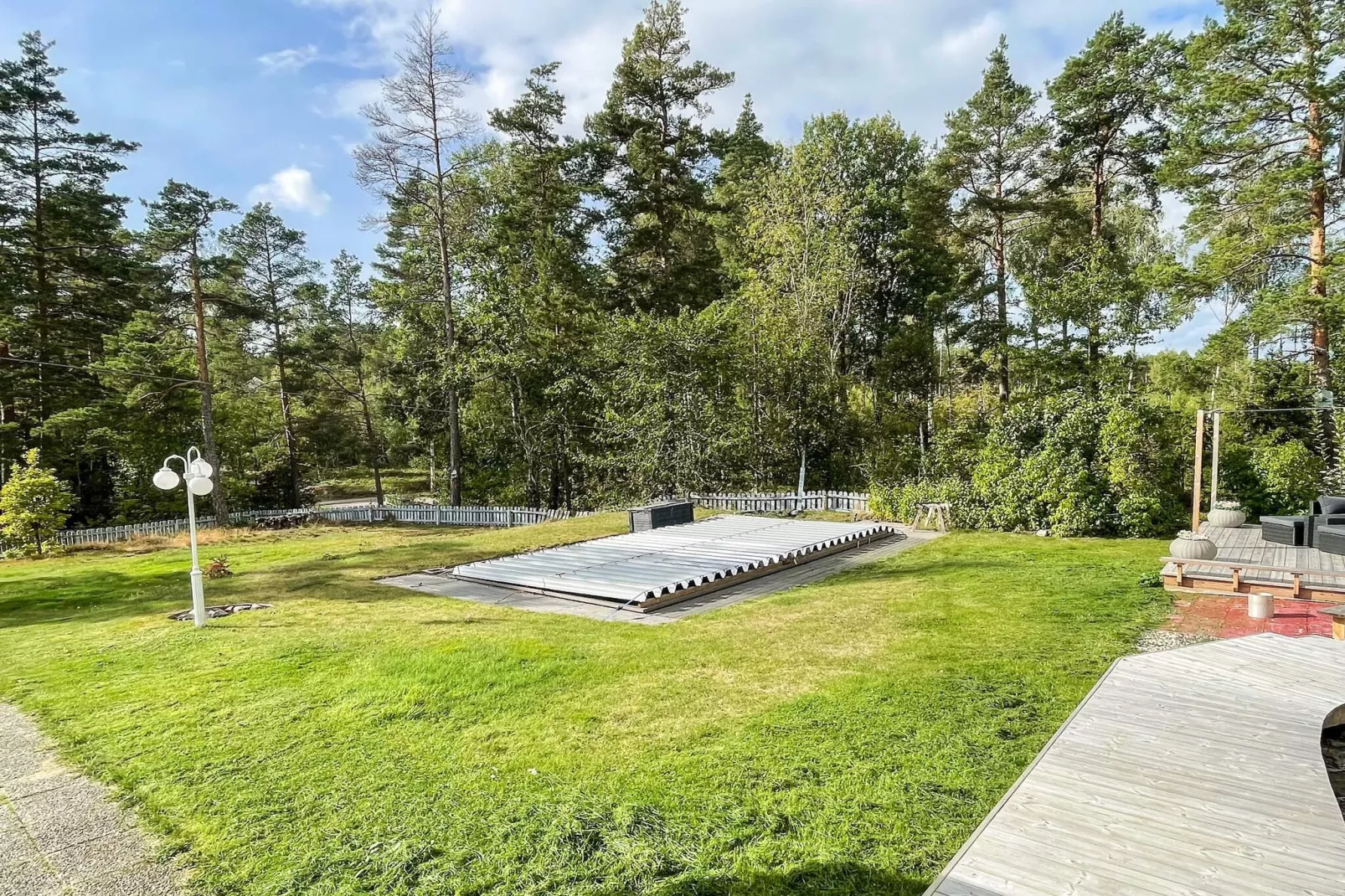 Villa in de archipel met zwembad en terras-Buitenlucht