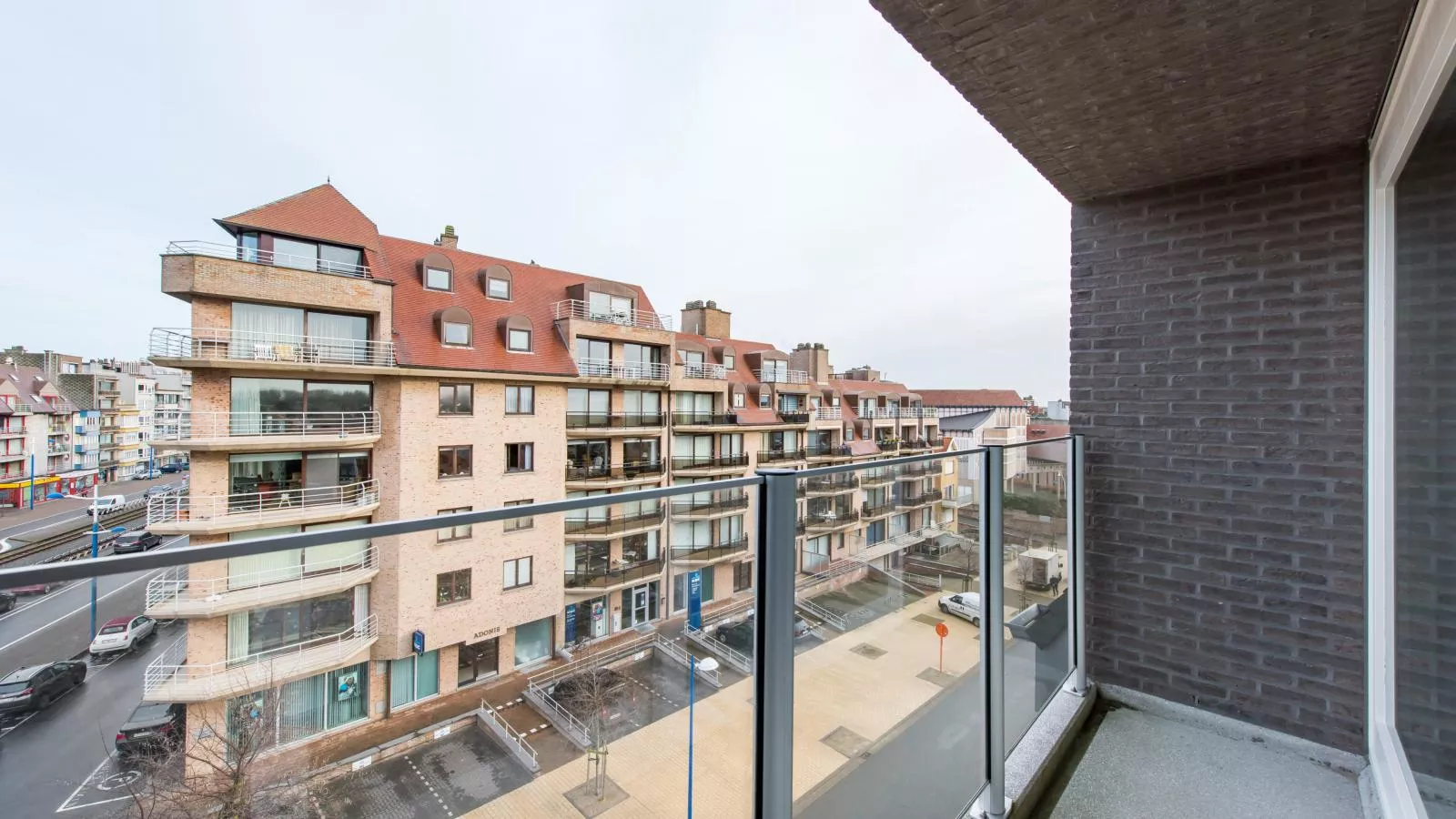 Delmar vierde-Terrasbalkon