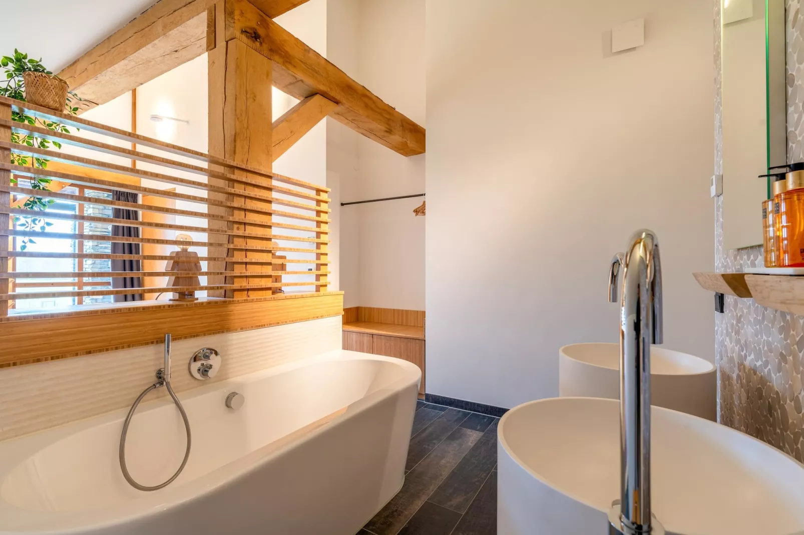 Villa Buytenplaats 191-Badkamer