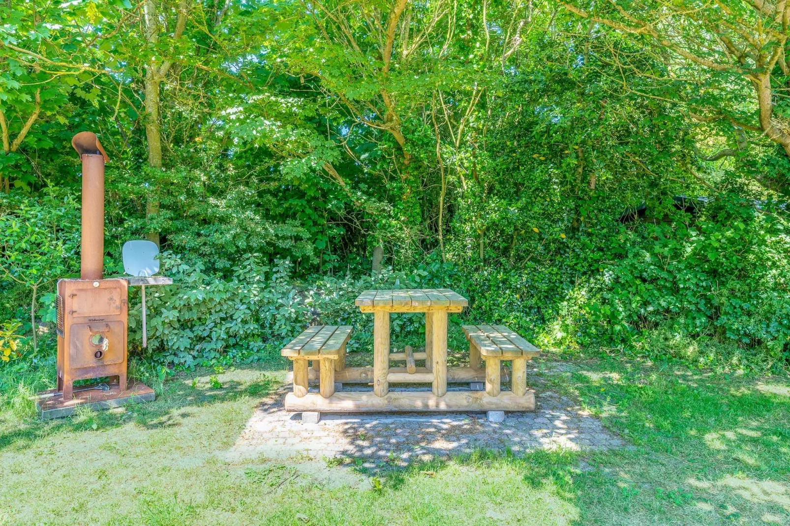 Kamperfoelie 43-Tuinen zomer