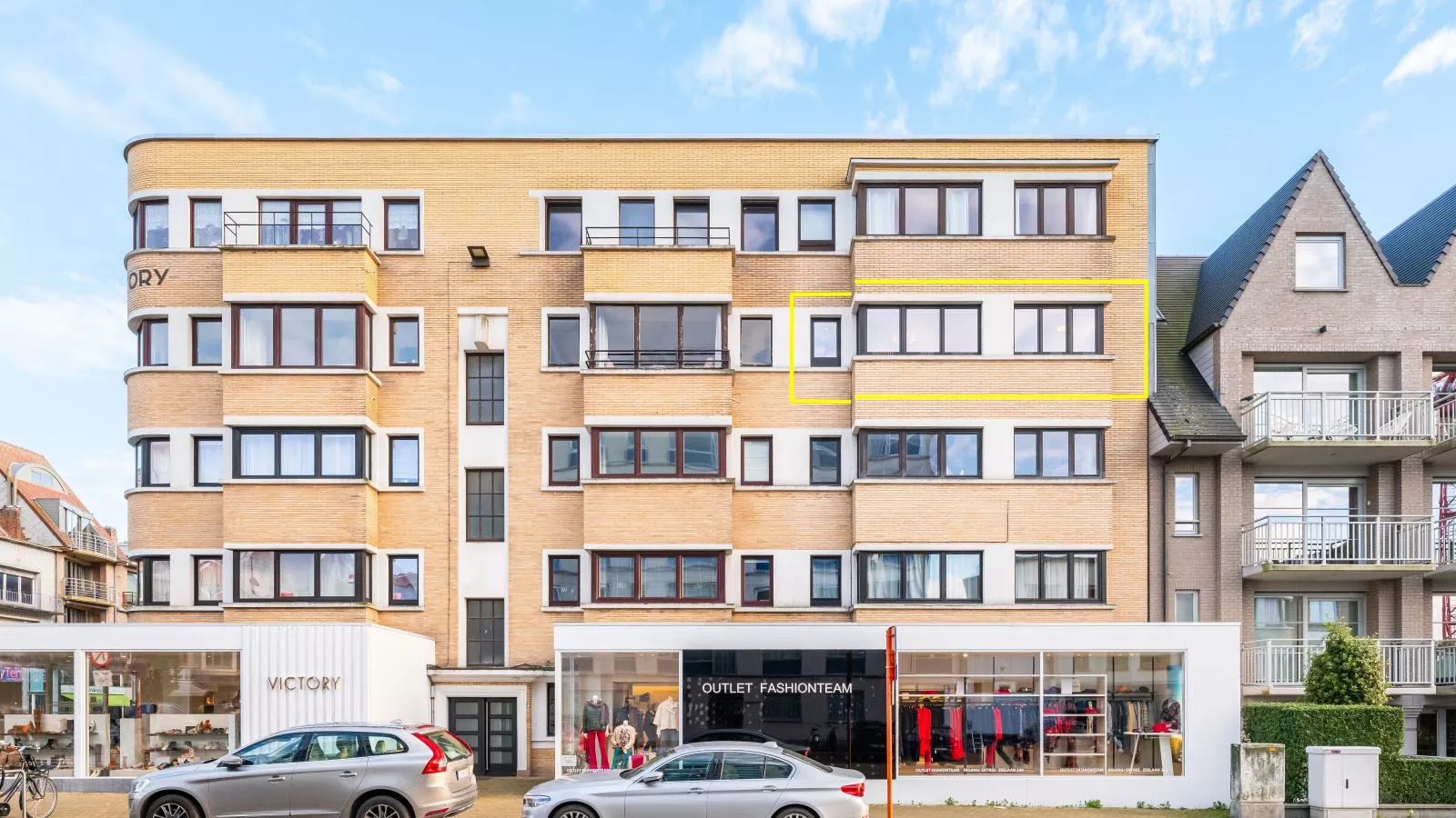 Vicky derde-Buitenkant zomer