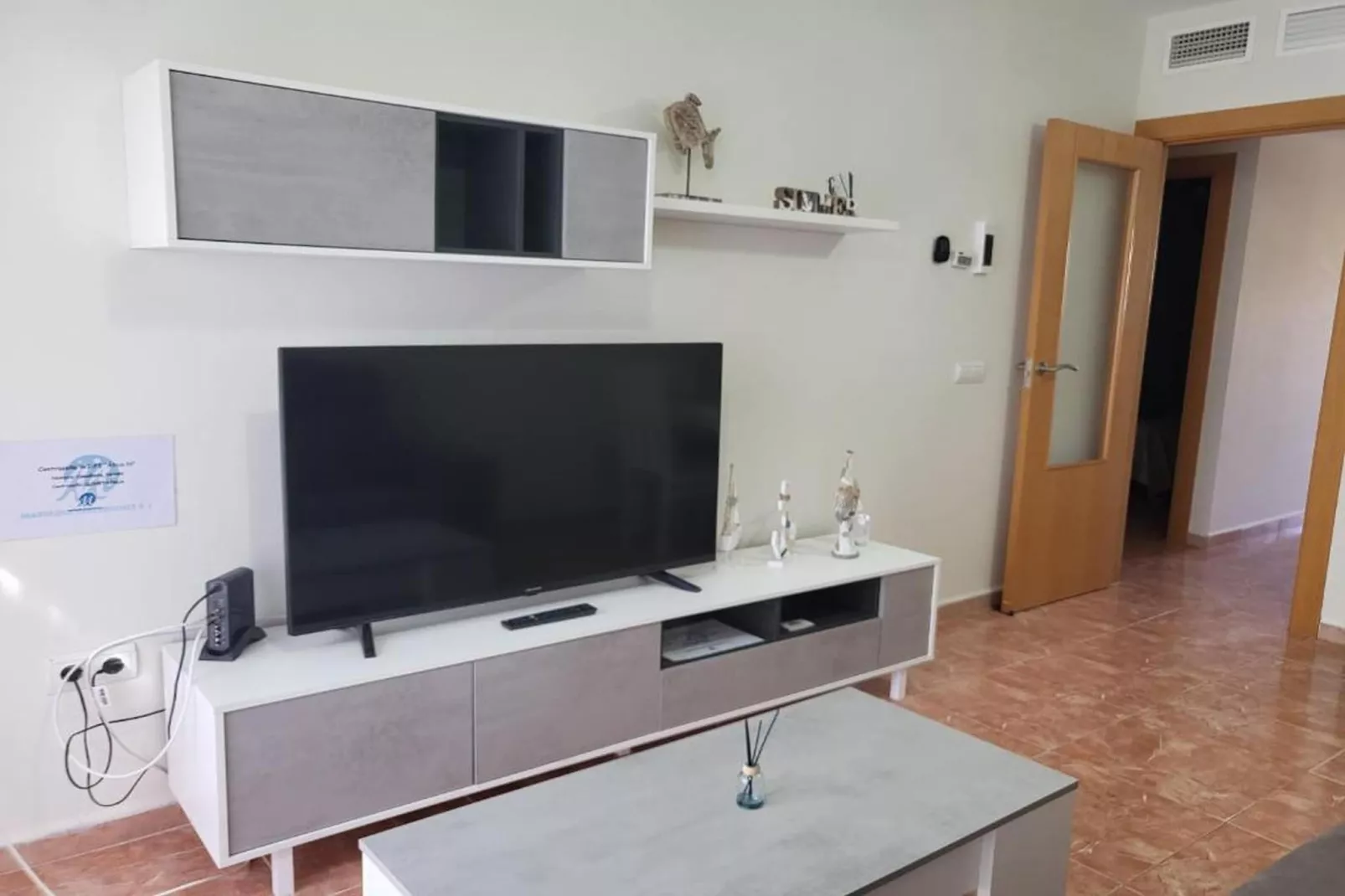 CT 351 AL - Faro's Atico Duplex con piscina privada - Vera Playa-Woonkamer