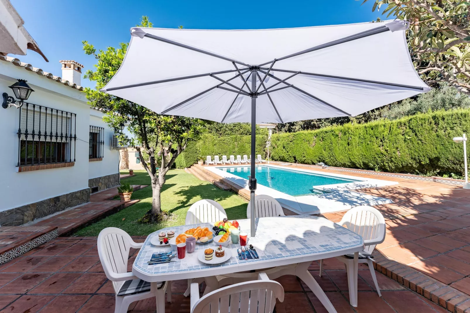 CT 387 - Faro's Villa Lola en Churriana - Málaga-Zwembad