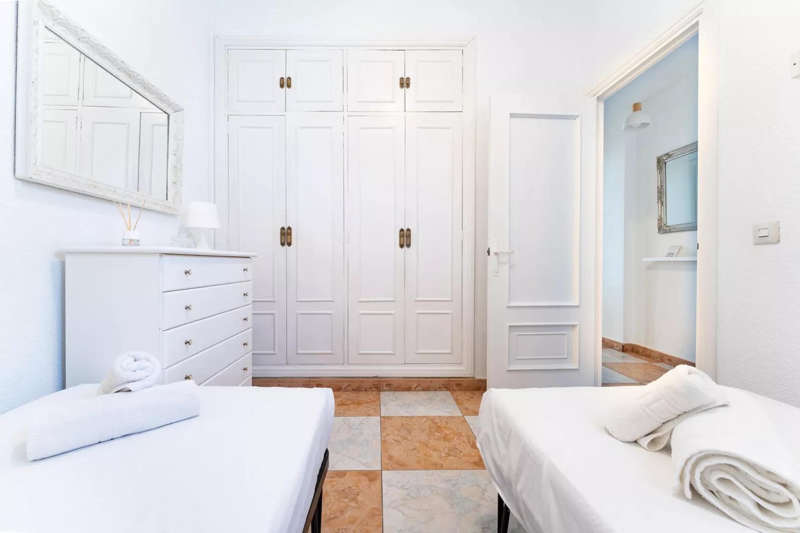 CT 388 - Faro's Carihulela Apartement - Olé Playa - Benalmadena-Slaapkamer