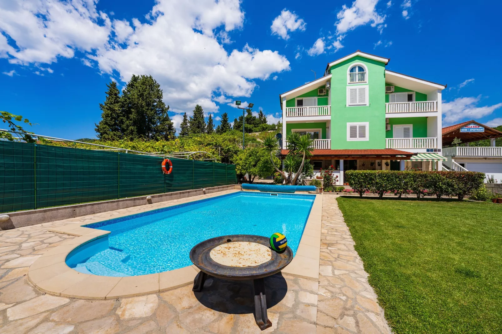 Villa Green Paradise-Zwembad