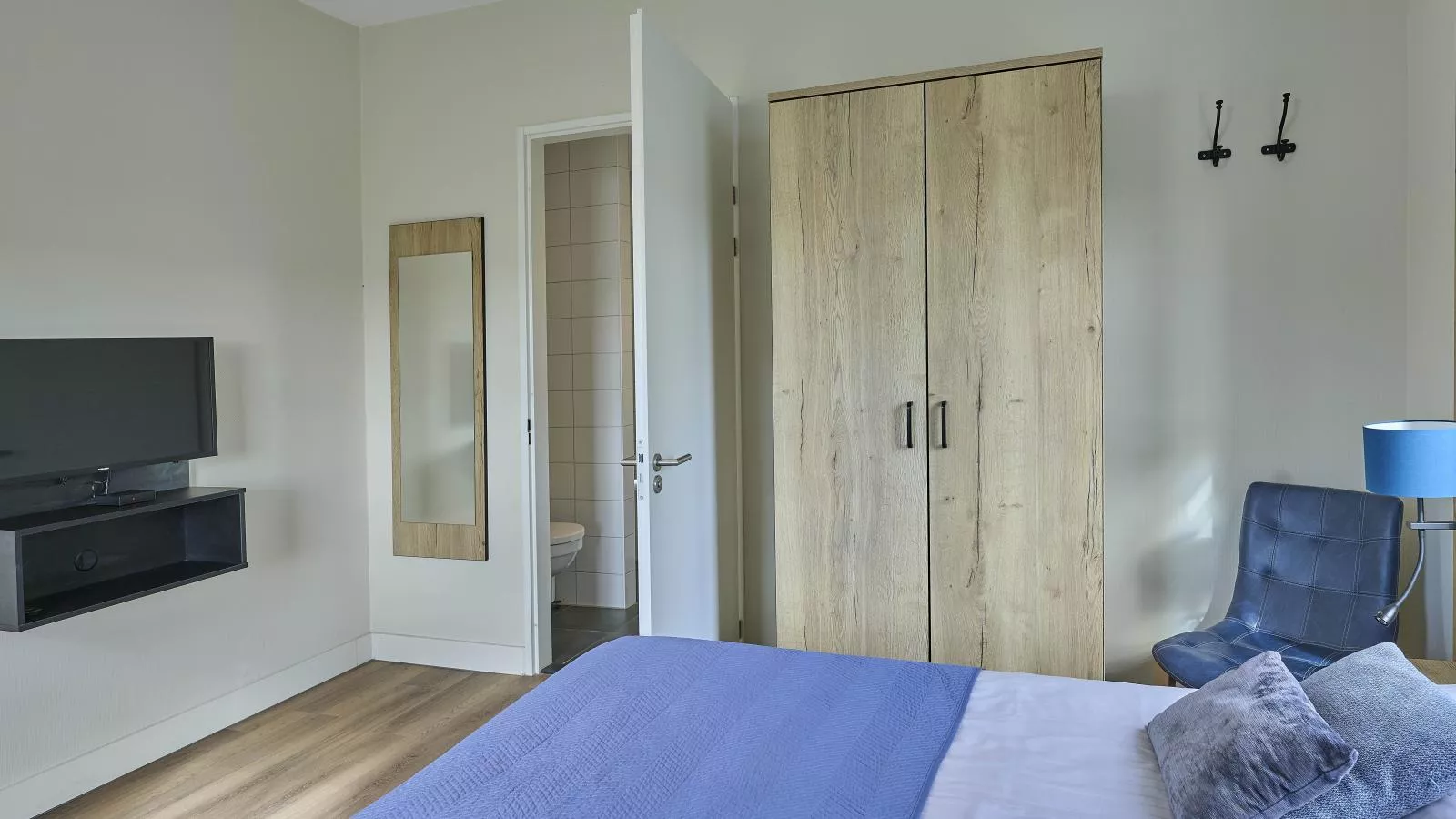 SeaLuxe Residence 27C-Slaapkamer