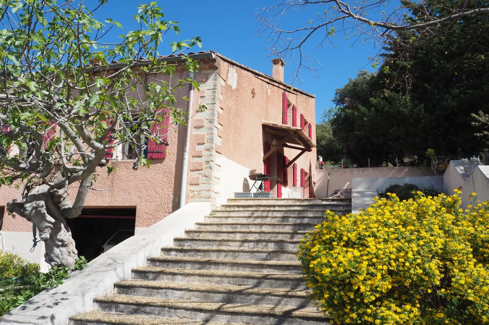 Doppelhaushälfte in Bédoin-Buitenkant zomer