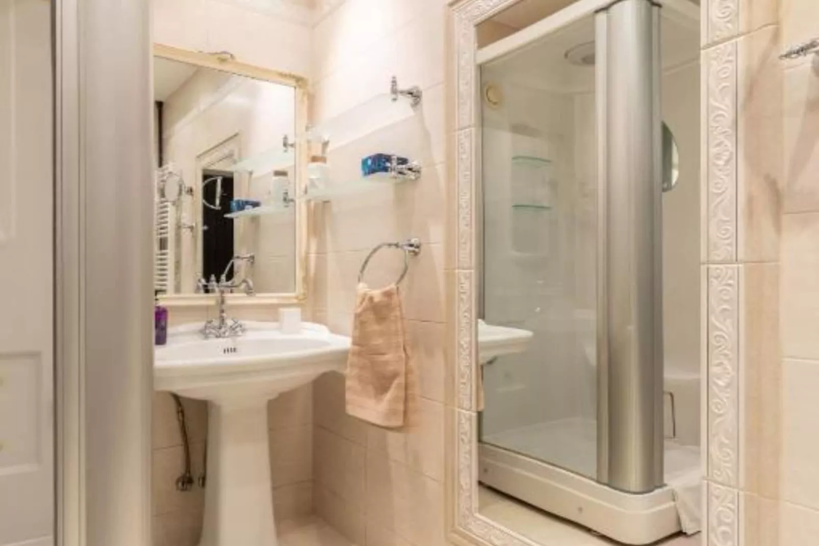 Zagreb Downtown Luxury Stay – 5th Element - Two Bedroom Penthouse-Badkamer