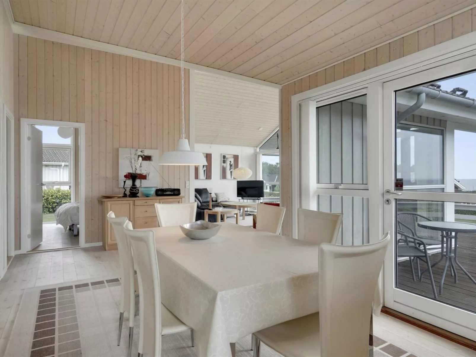 "Finn" - 100m from the sea-Binnen