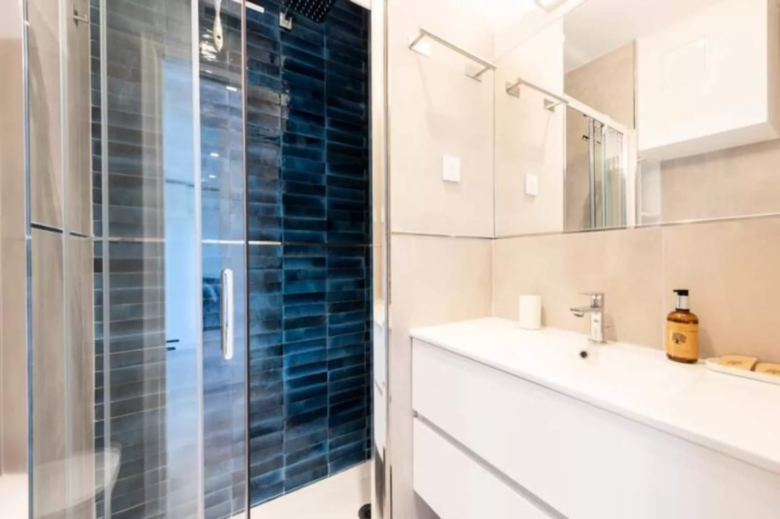 Résidence 2p Au Calme Proche Centre Cannes-Niet-getagd