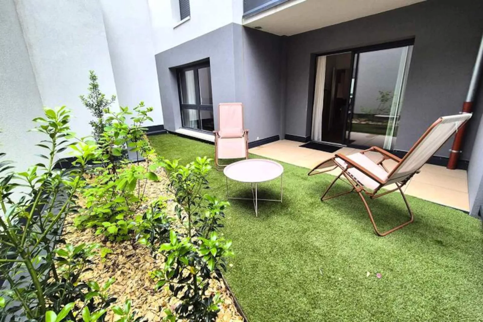 Résidence Paris-Niet-getagd