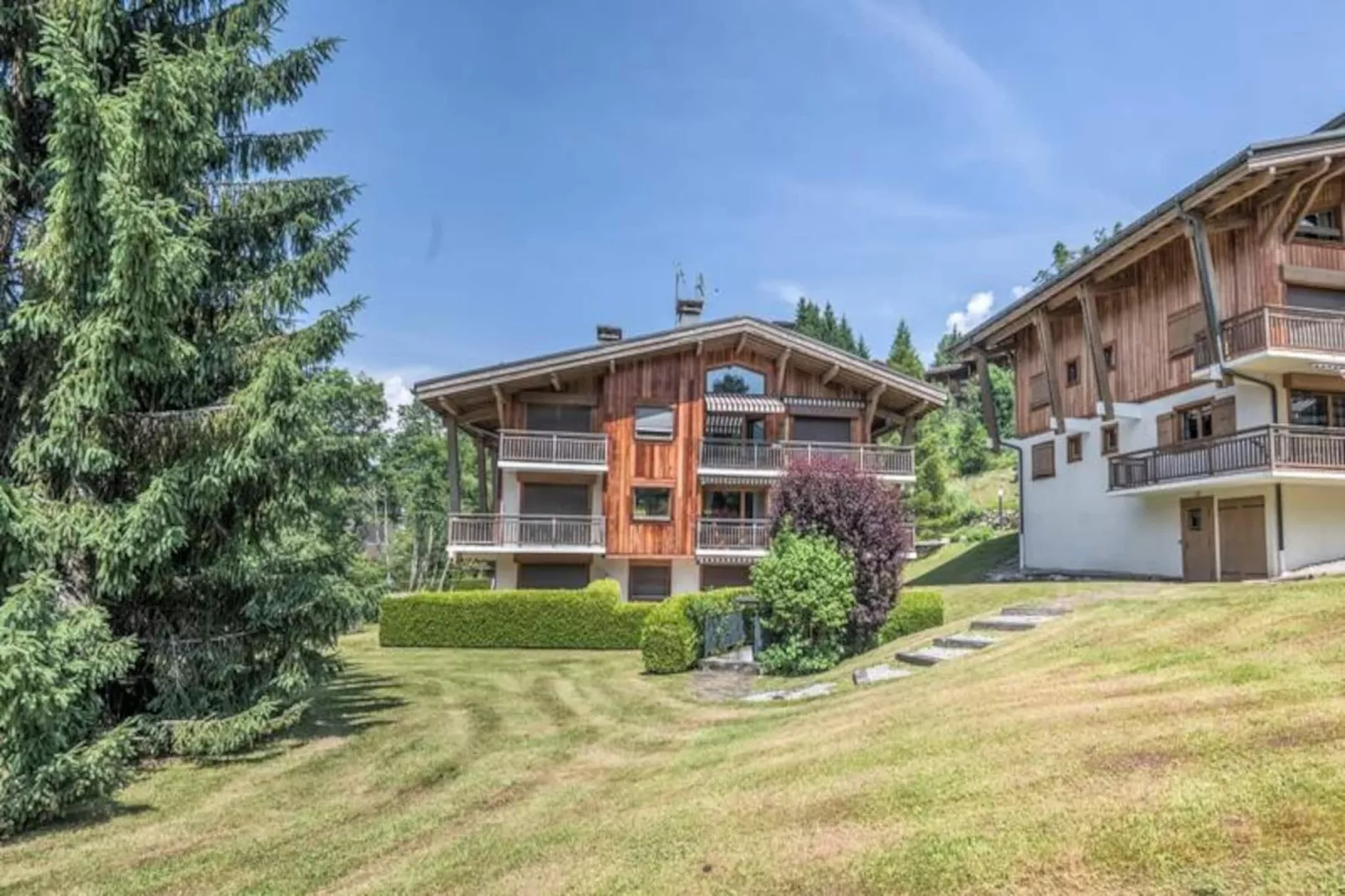 Appartement Le Clos De Rochebrune --Niet-getagd