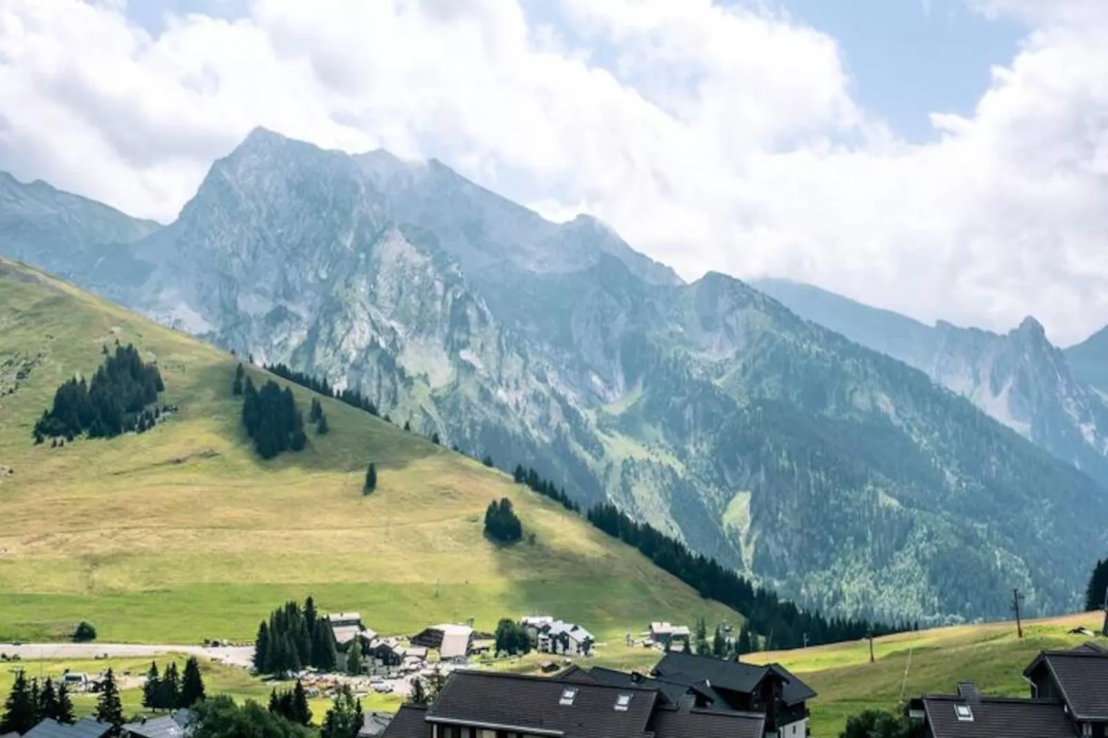 Slow Chalet Montblanc Soleil Sur Les Pistes Ascenseur Balcon, Vue, Parking-Niet-getagd