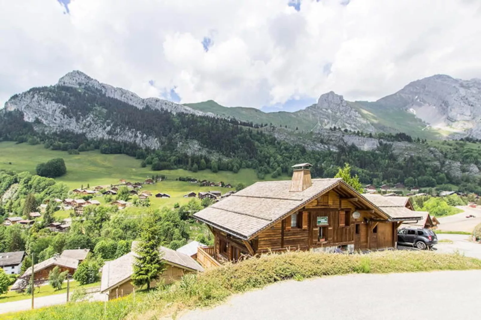 Résidence Camy-Niet-getagd