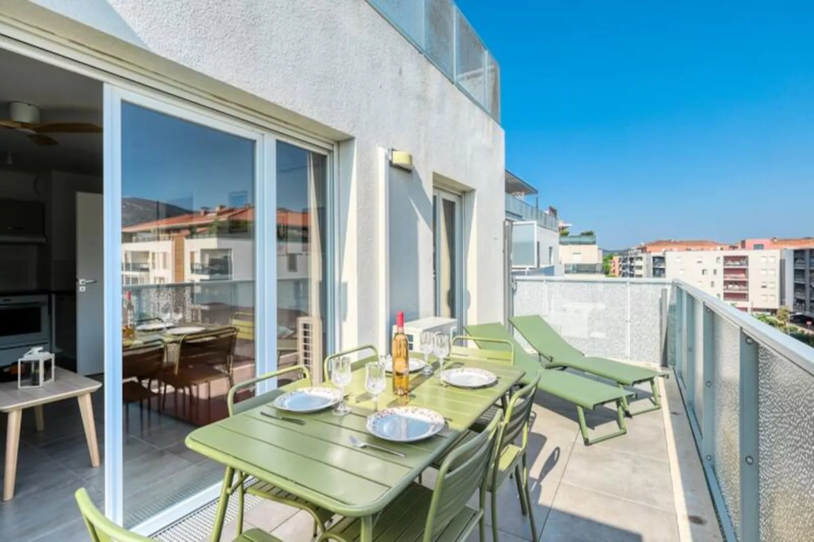 Résidence 🏡 Appartement 2 Chambres Avec Piscine, Parking & Balcon-Niet-getagd