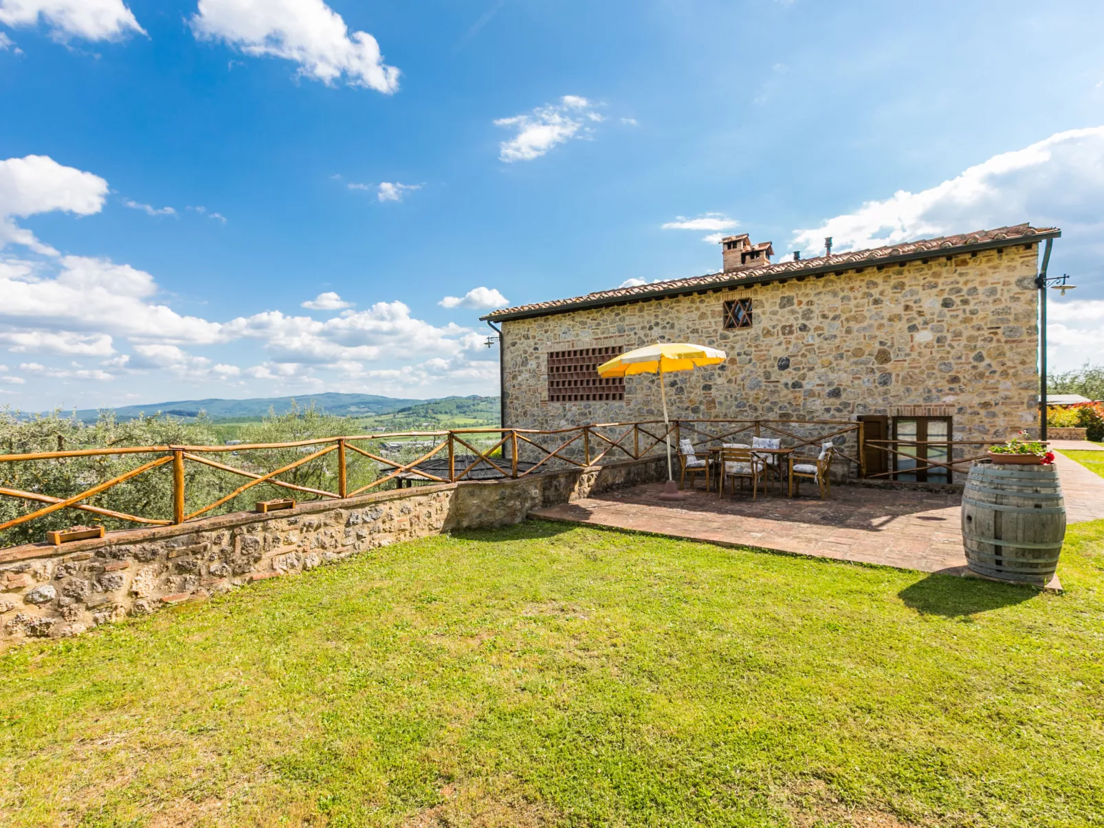 Poggio all'Aia-Buiten