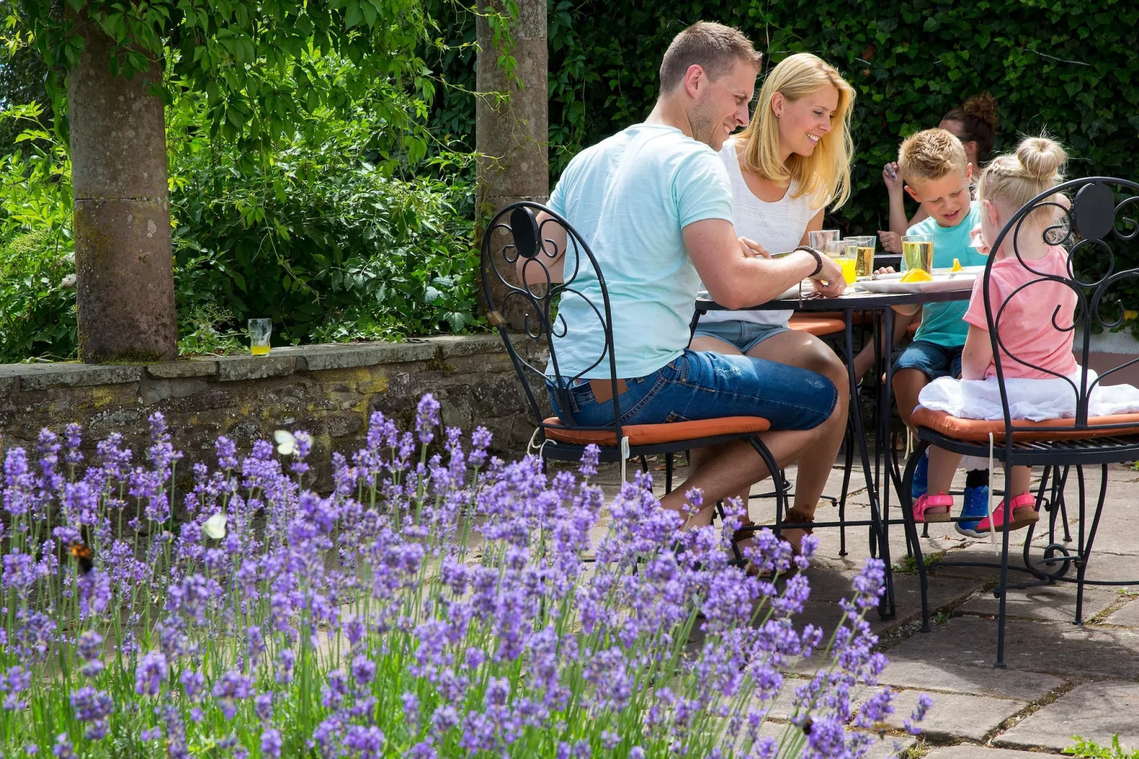 Eifelpark Kronenburger See 1-Parkfaciliteiten