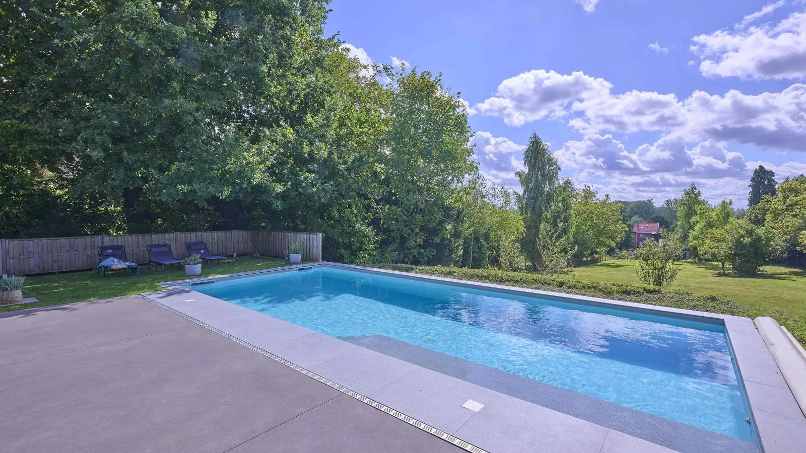 Maison Oscar-Zwembad