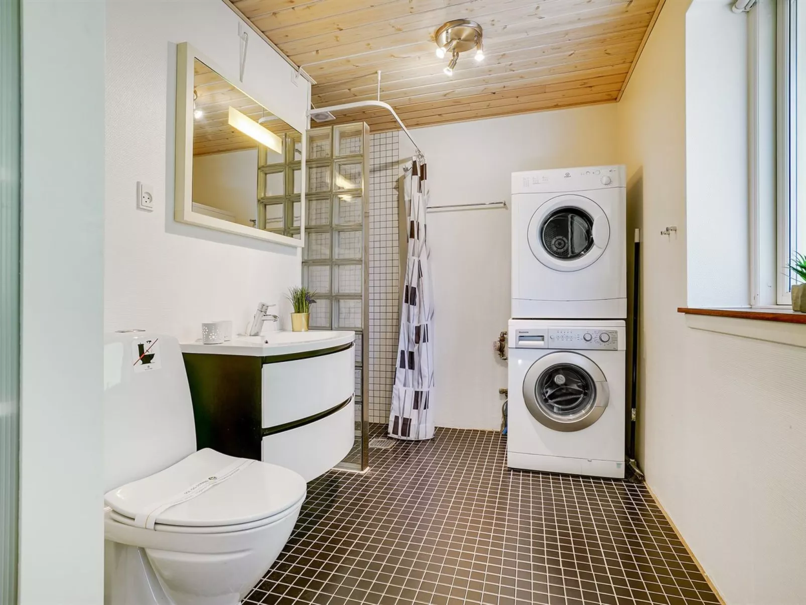 "Epke" - 250m from the sea-Binnen