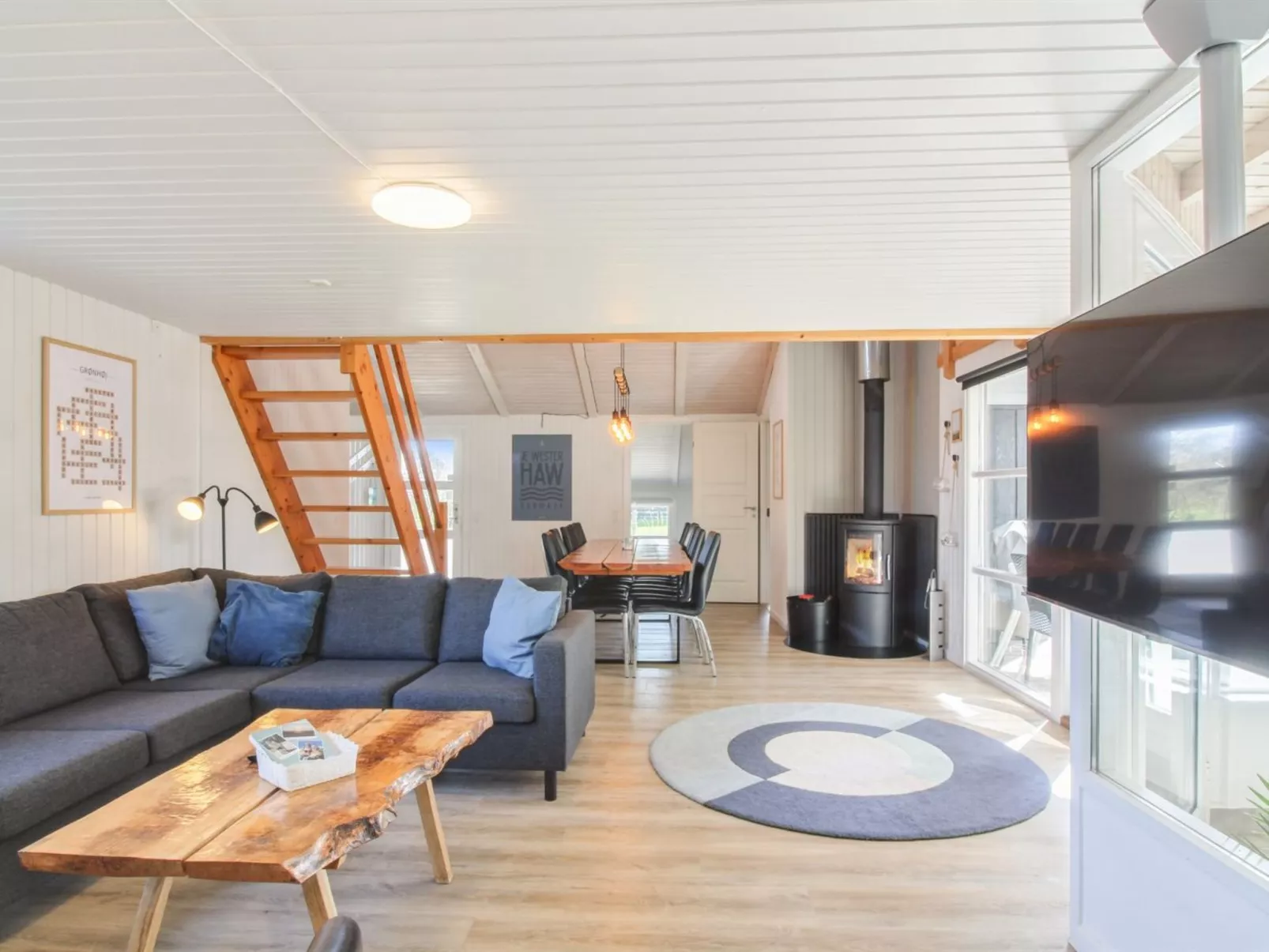 "Yessica" - 300m from the sea-Binnen