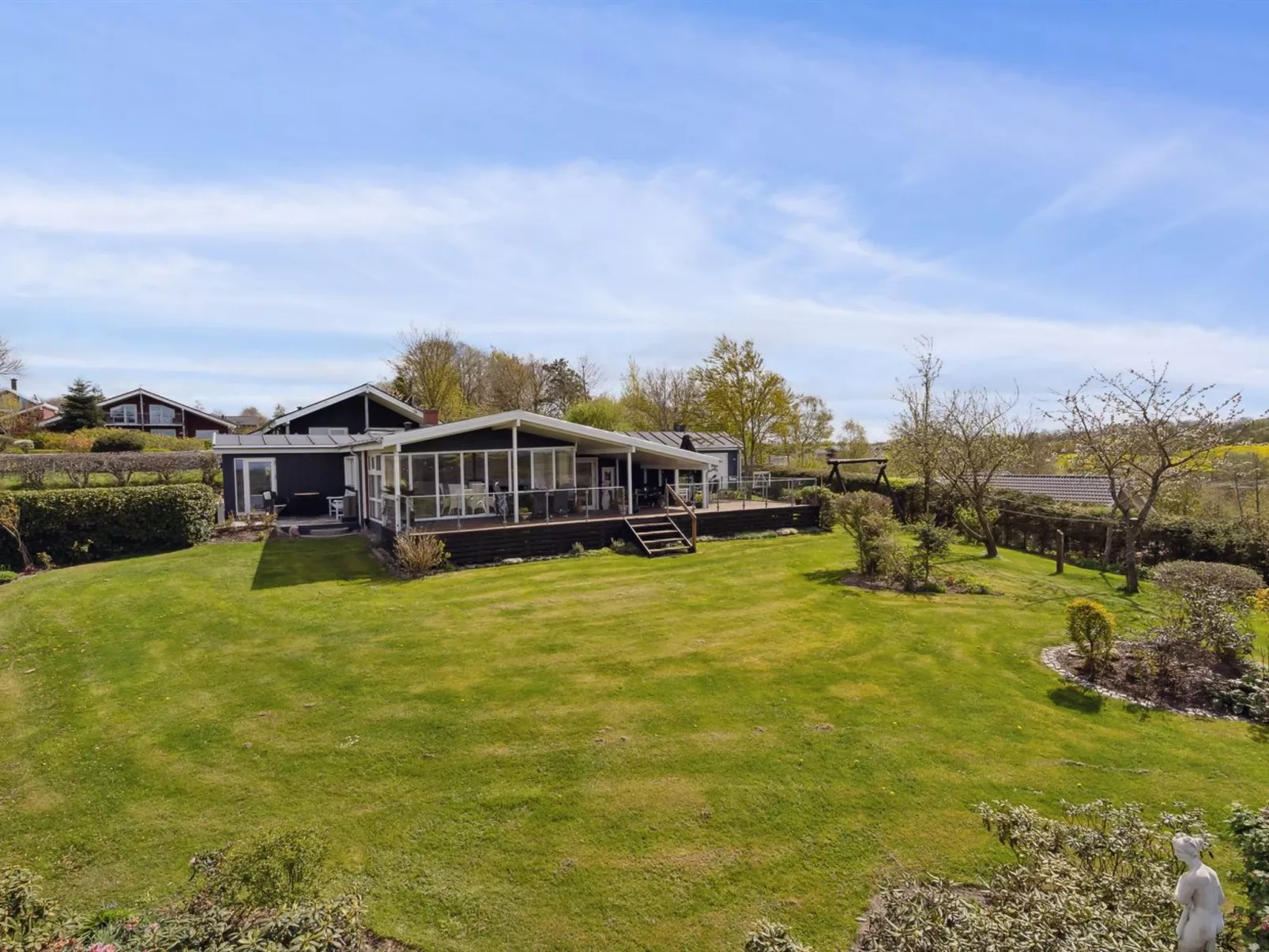 "Annabeth" - 300m to the fjord-Buiten