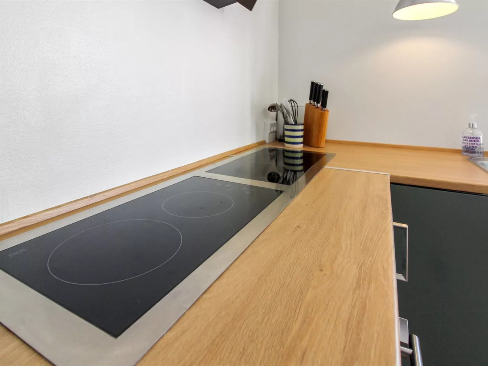 "Kiana" - 250m from the sea-Binnen