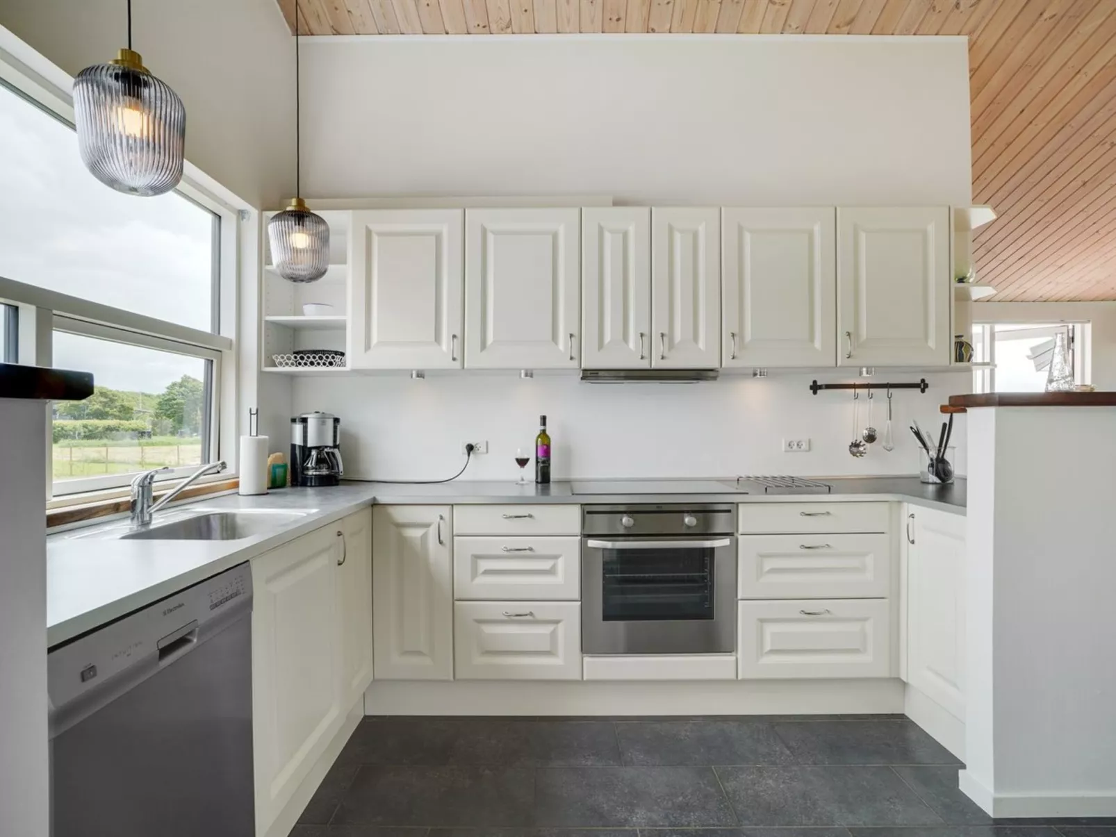 "Selke" - 300m to the fjord-Binnen