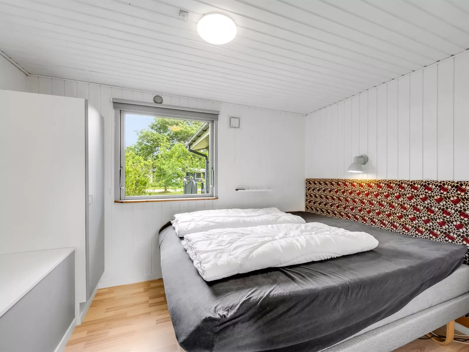 "Embla" - 500m to the fjord-Binnen