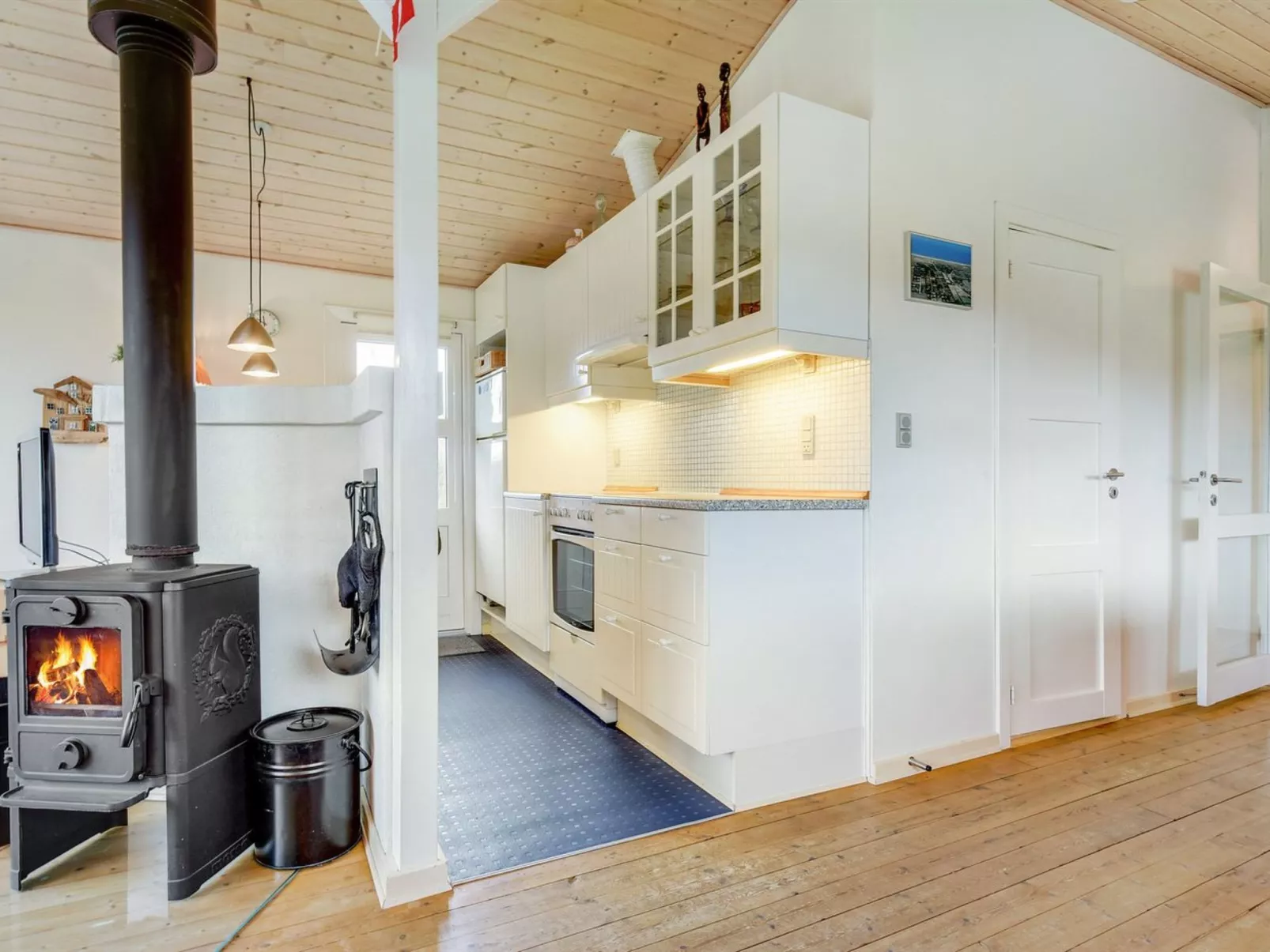 "Galena" - 100m from the sea-Binnen