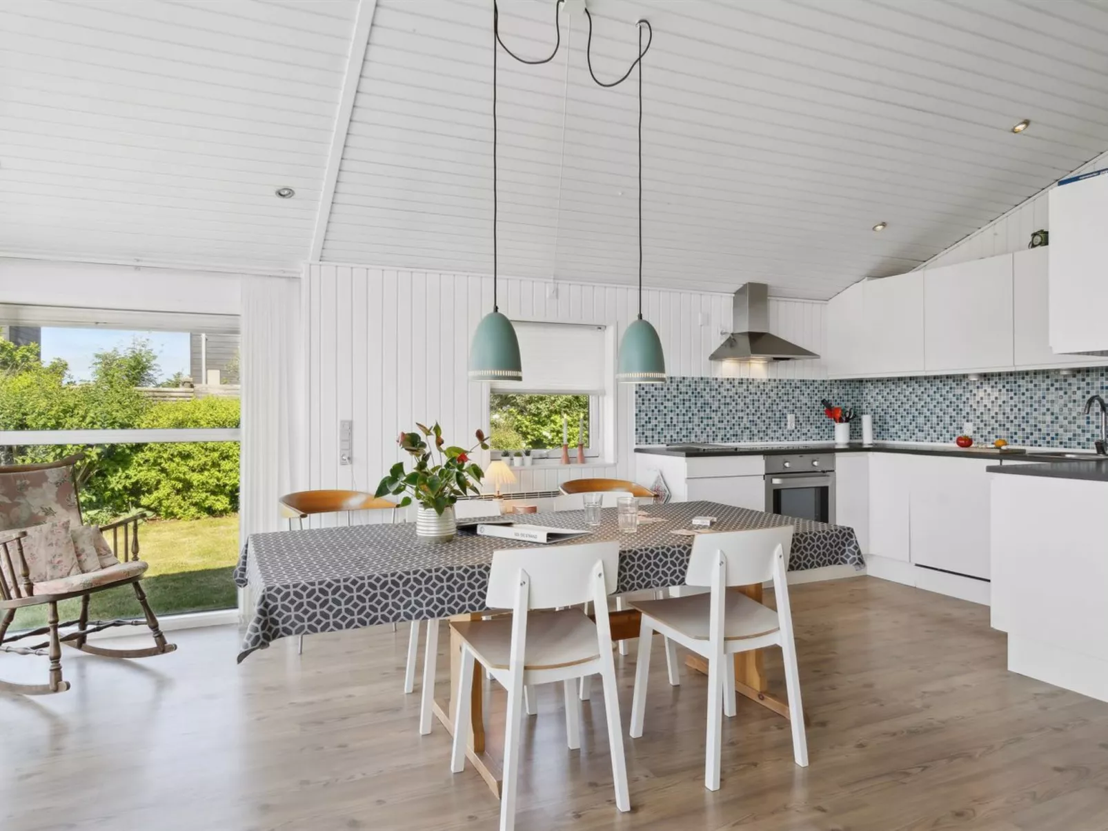 "Wrange" - 150m from the sea-Binnen