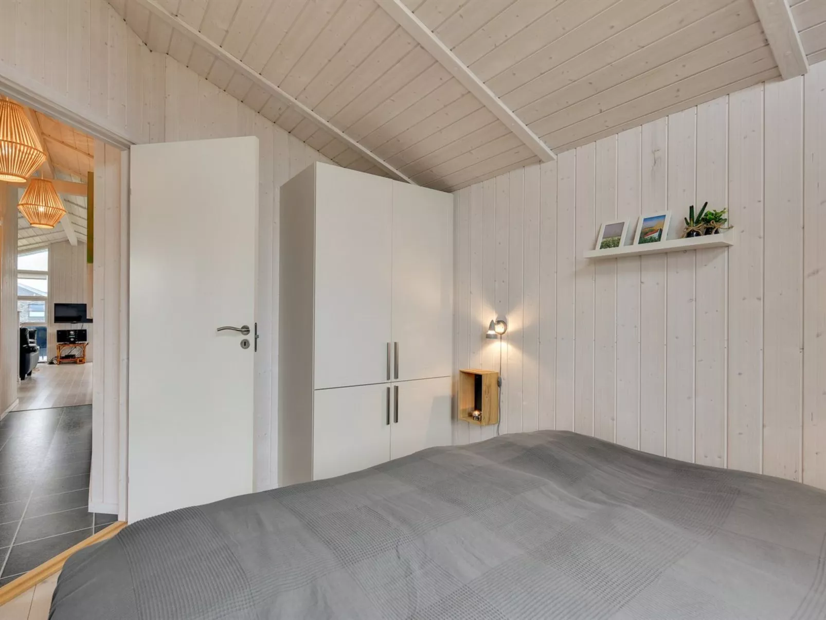 "Erza" - 500m from the sea-Binnen