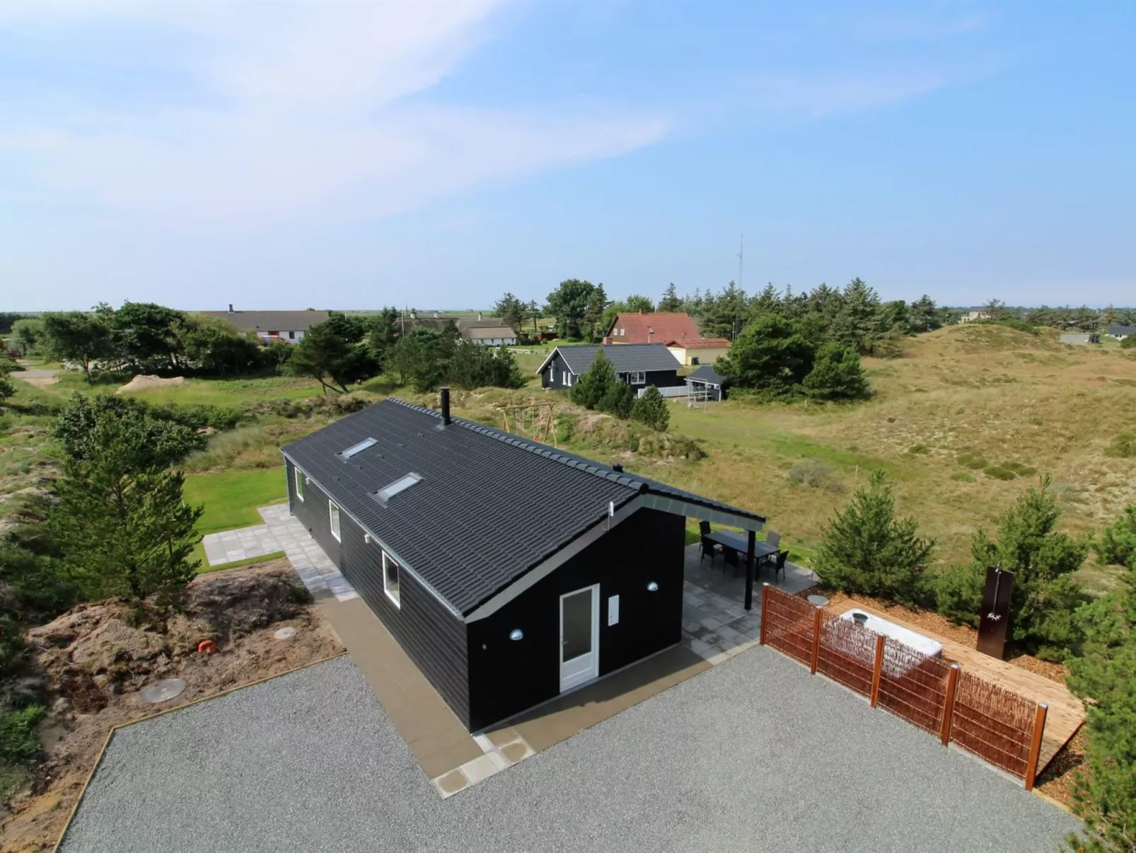"Soili" - 1.2km from the sea-Buiten