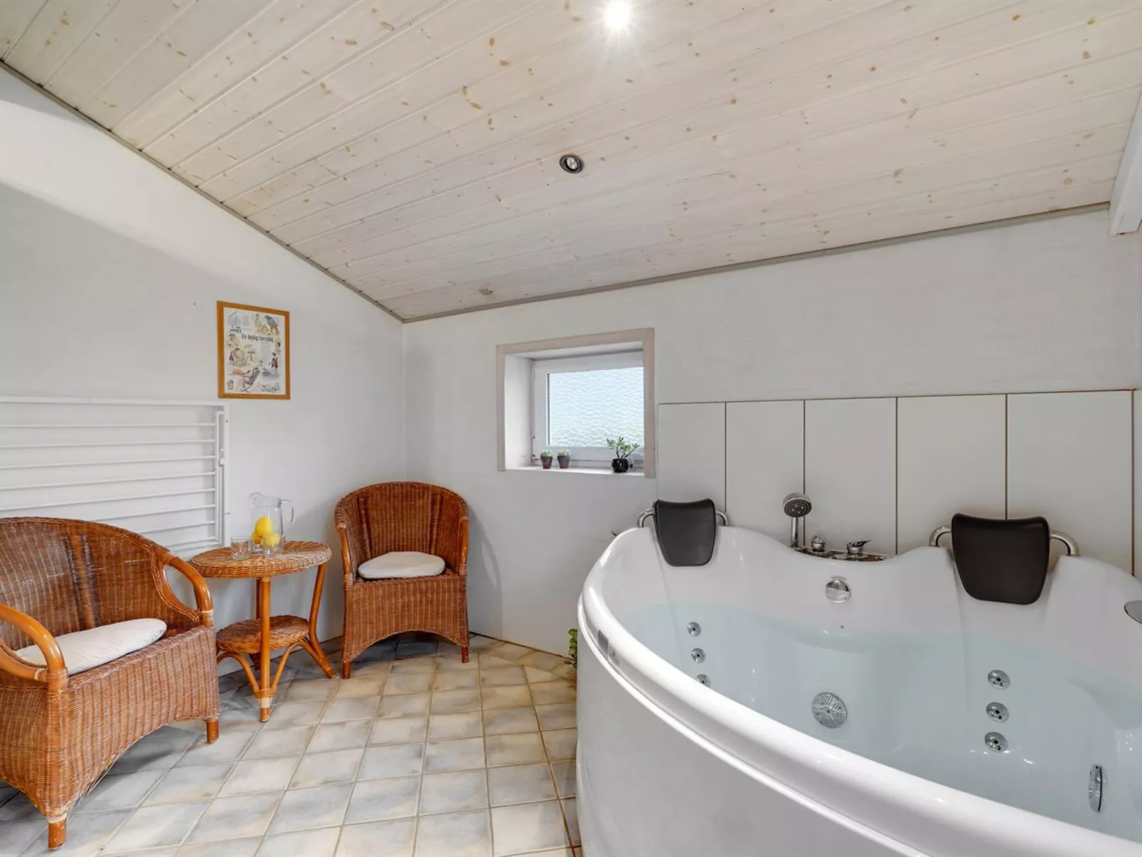 "Asdis" - 2.8km from the sea-Binnen