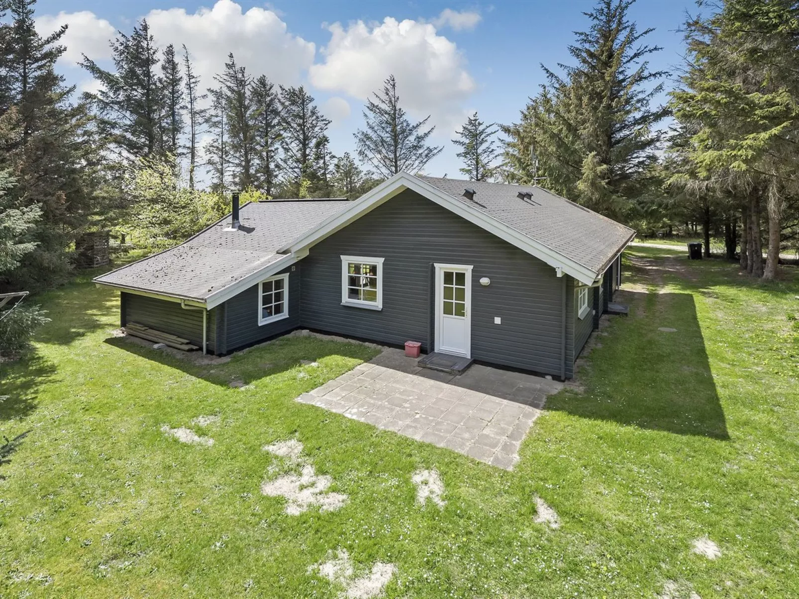 "Vaska" - 550m from the sea-Buiten