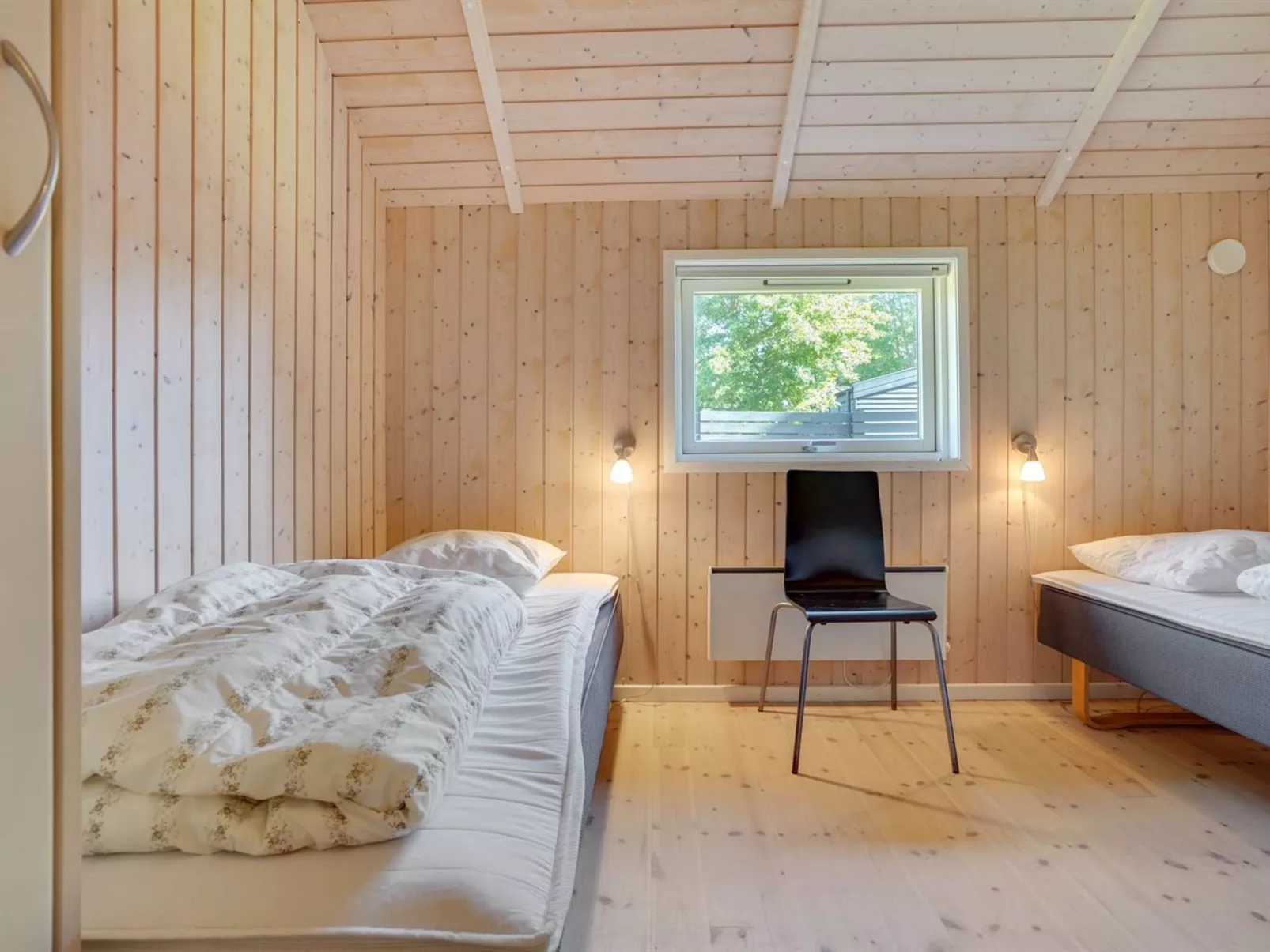 "Elita" - 1.7km from the sea-Binnen