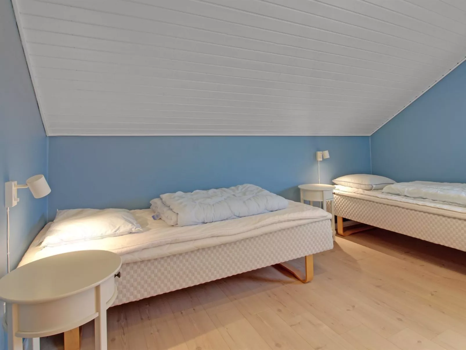 "Terje" - 2.3km from the sea-Binnen