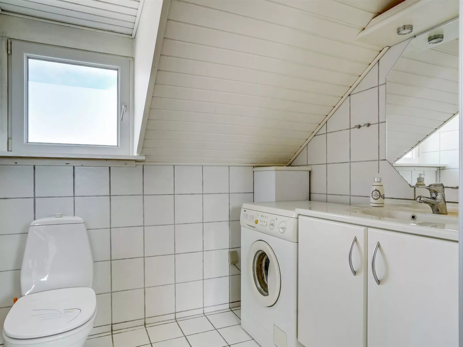 "Fotij" - 2.3km from the sea-Binnen