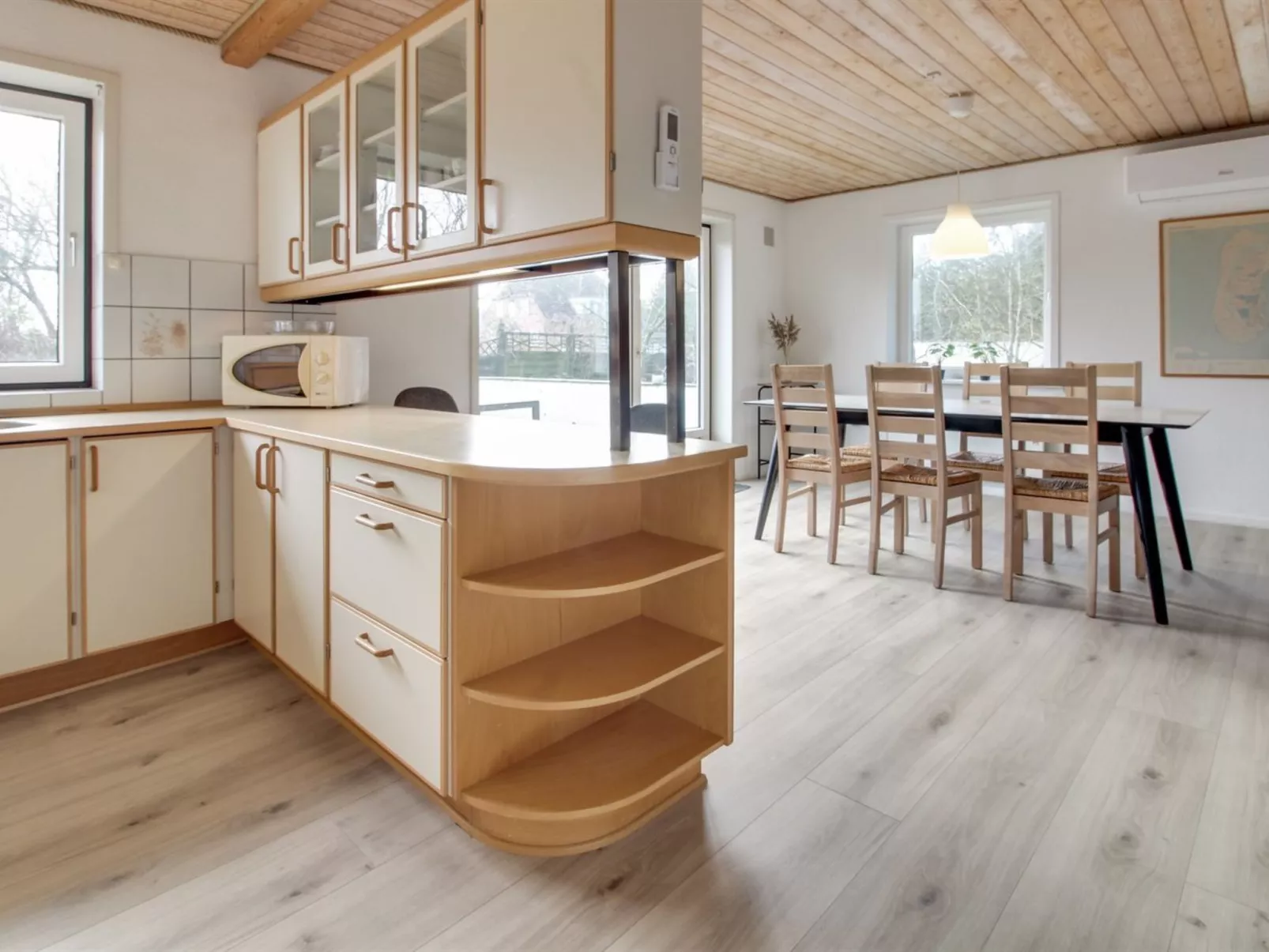 "Solmaz" - 3.5km from the sea-Binnen