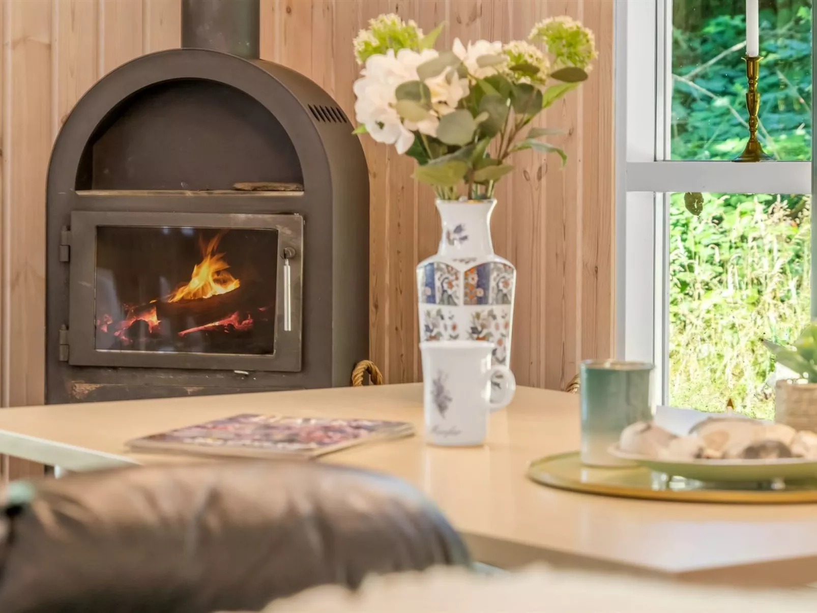 "Ninetta" - 650m from the sea-Binnen