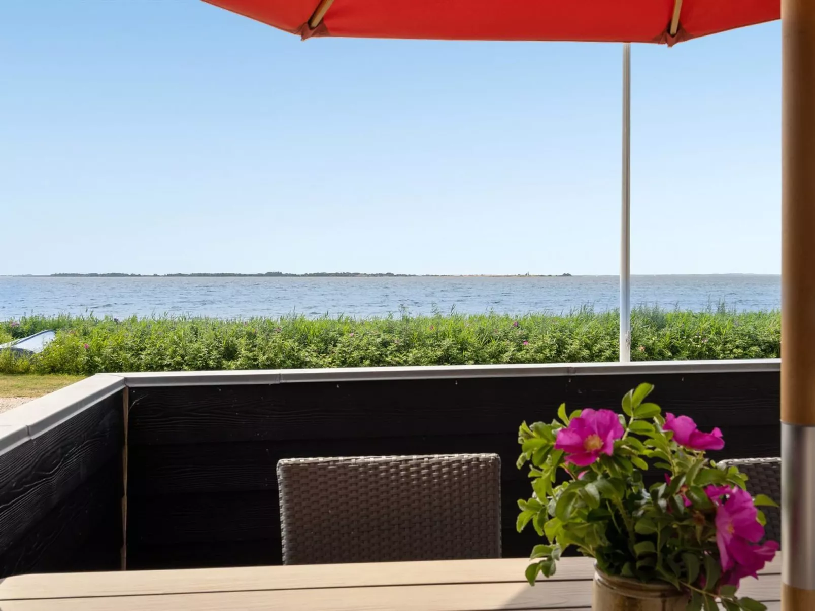 "Akseline" - 20m from the sea-Buiten