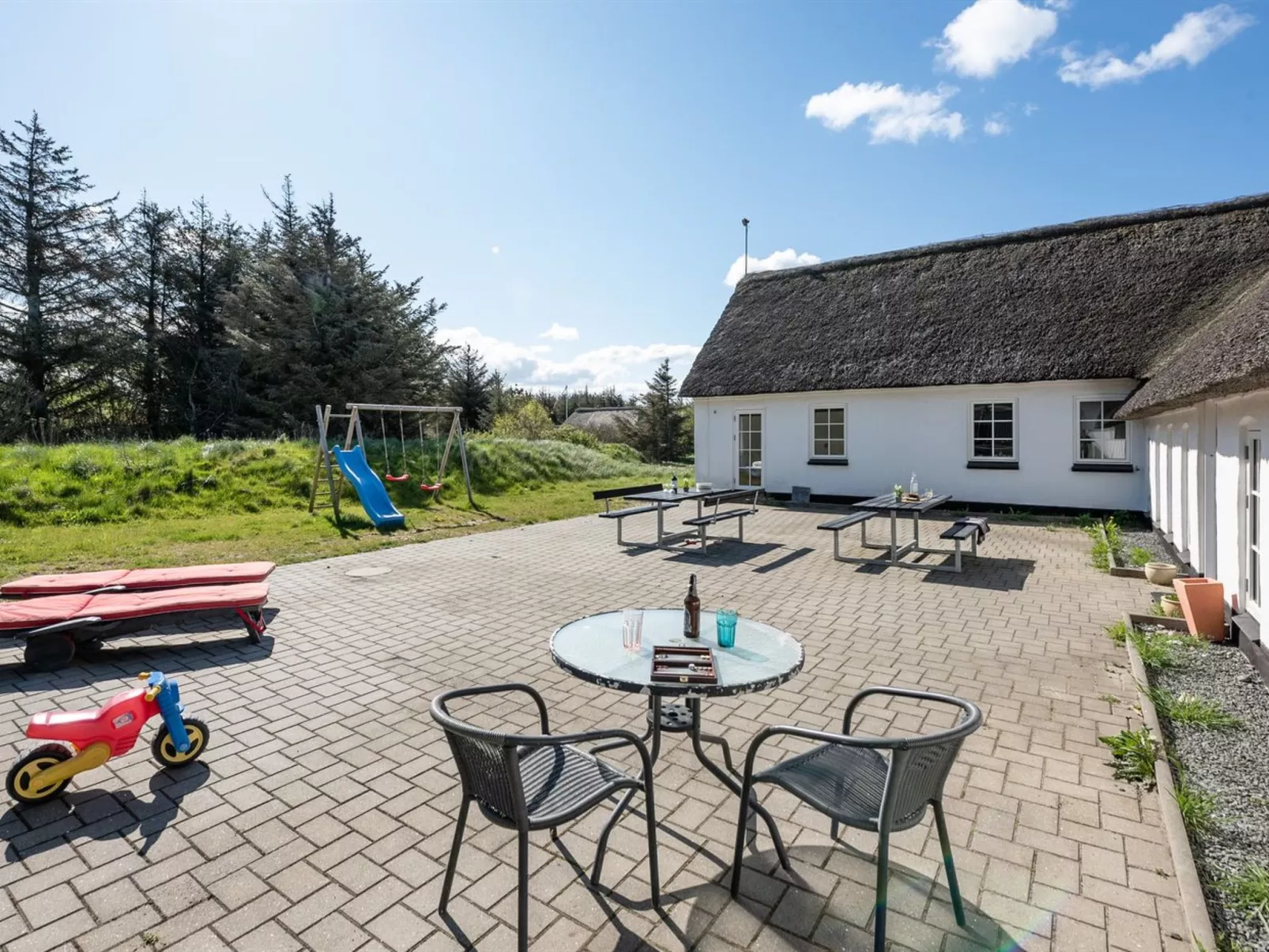 "Cornelius" - 900m from the sea-Buiten