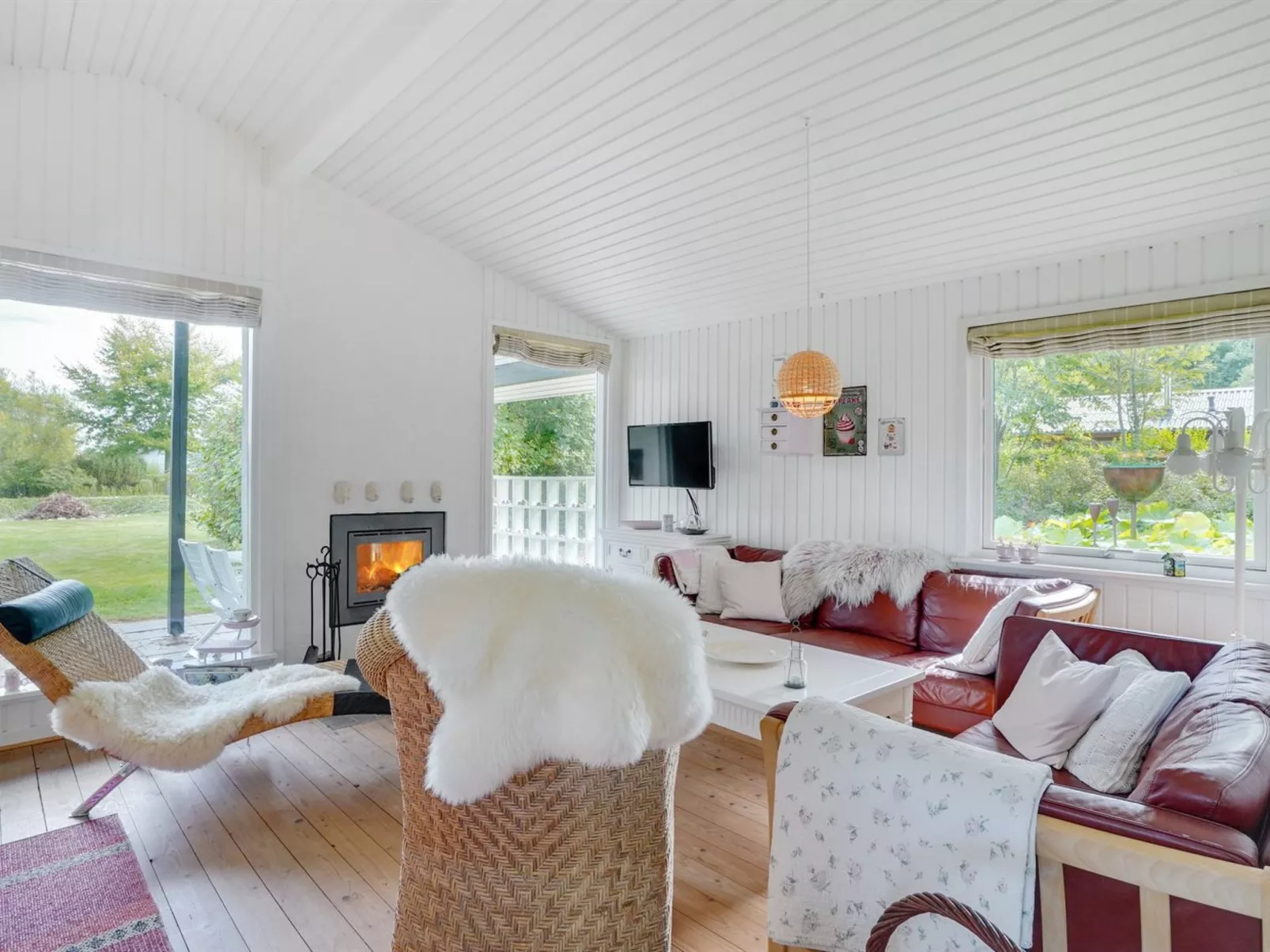 "Suoma" - 400m to the fjord-Binnen