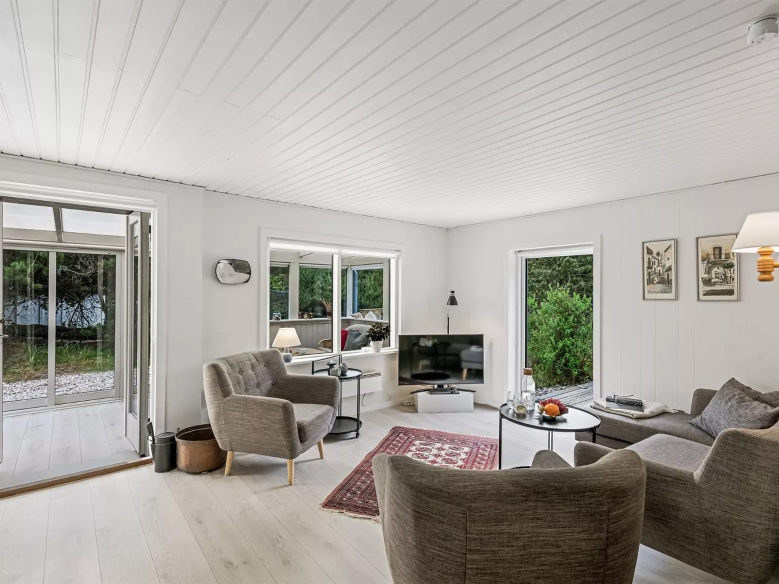 "Eliene" - 500m from the sea-Binnen